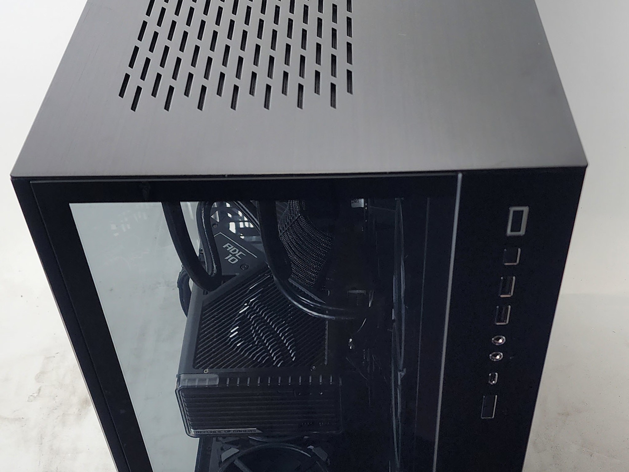 Gaming PC i9-13900KF 32GB RAM 2TB SSD RTX 4080 16GB Windows 11 Computer