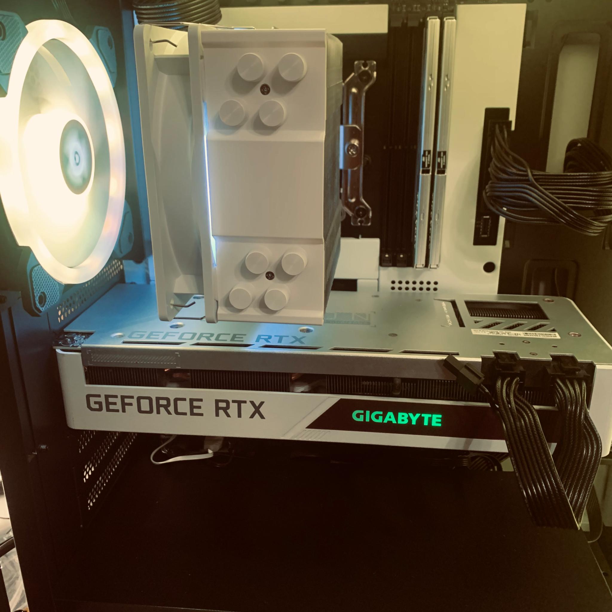 Genesis 5  - RTX 3070 + 12600kf + NZXTMB