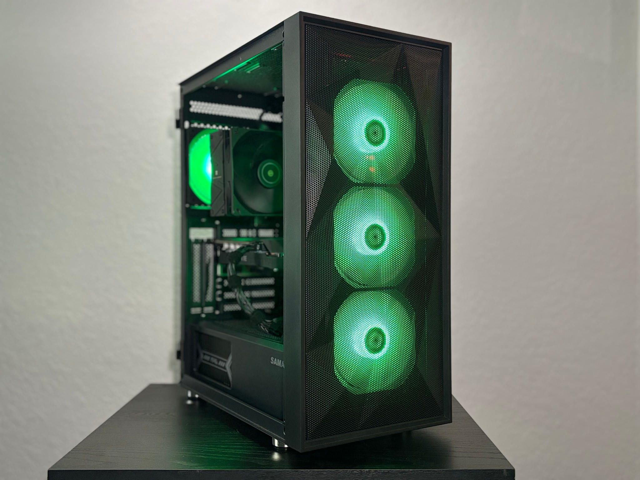 Ryzen 5 3600x / GTX 1660 Ti / 16GB DDR4 3200MHz / 512 NVMe SSD