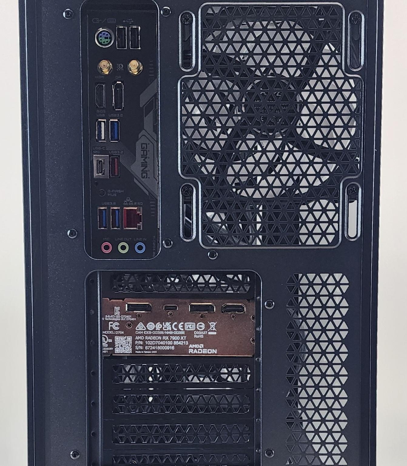 Gaming PC Ryzen 7 7800X3D 32GB RAM 2TB SSD RX 7900 XT 20GB Windows 11 Computer