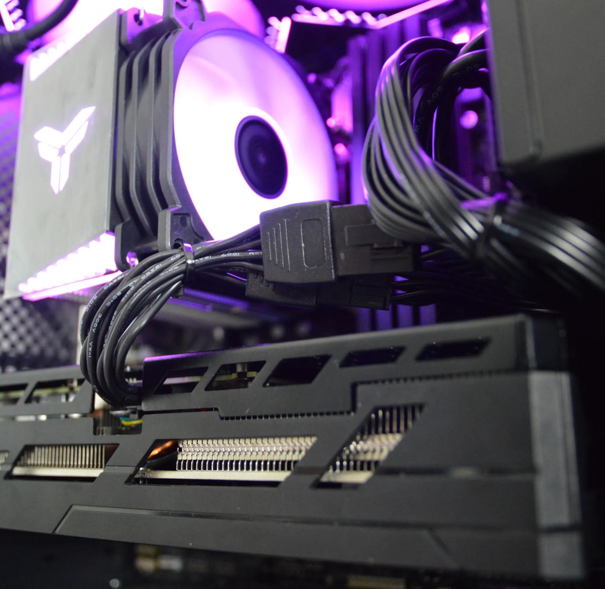 ⬛SFF⬛| RTX 3070 8GB | INTEL I5-10600KF | 32GB DDR4 RAM | 1TB NVME SSD | Box o' Performance |