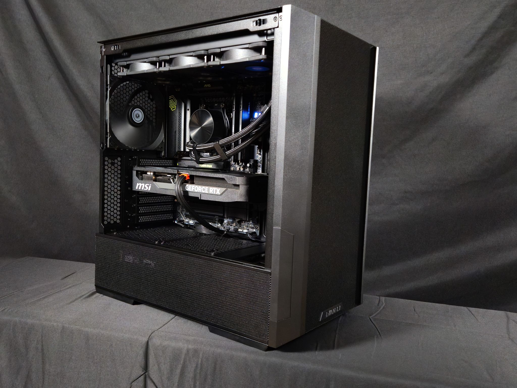 9950X3D - RTX 5080 - 32GB DDR5 6000 - X870 Tomahawk - 2TB Gen4 NVMe - 1000W PSU