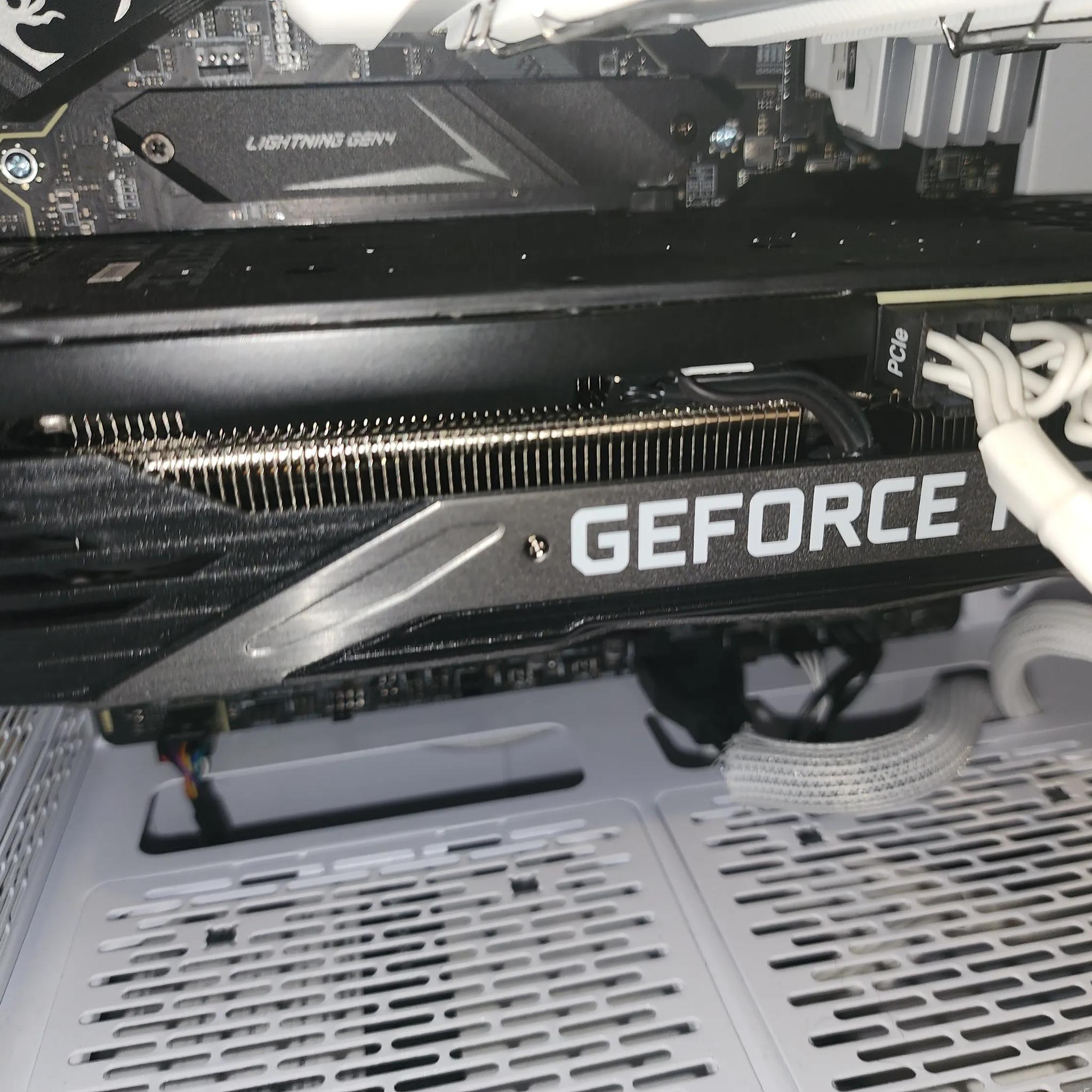 PNY GeForce RTX 3070 8 GB XLR8 