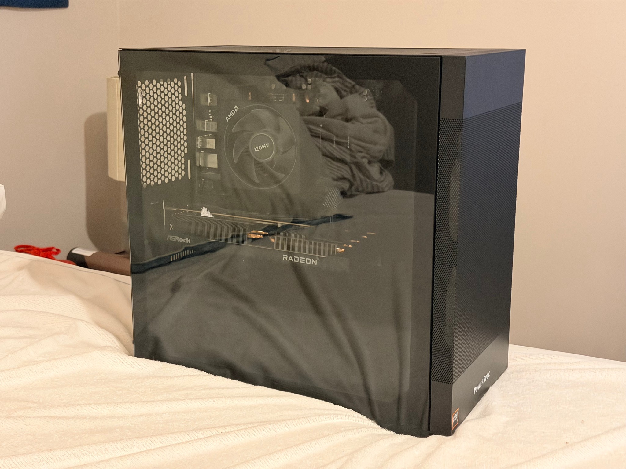 Powerspec G719, Radeon 7800XT, 9700X, 32GB RAM