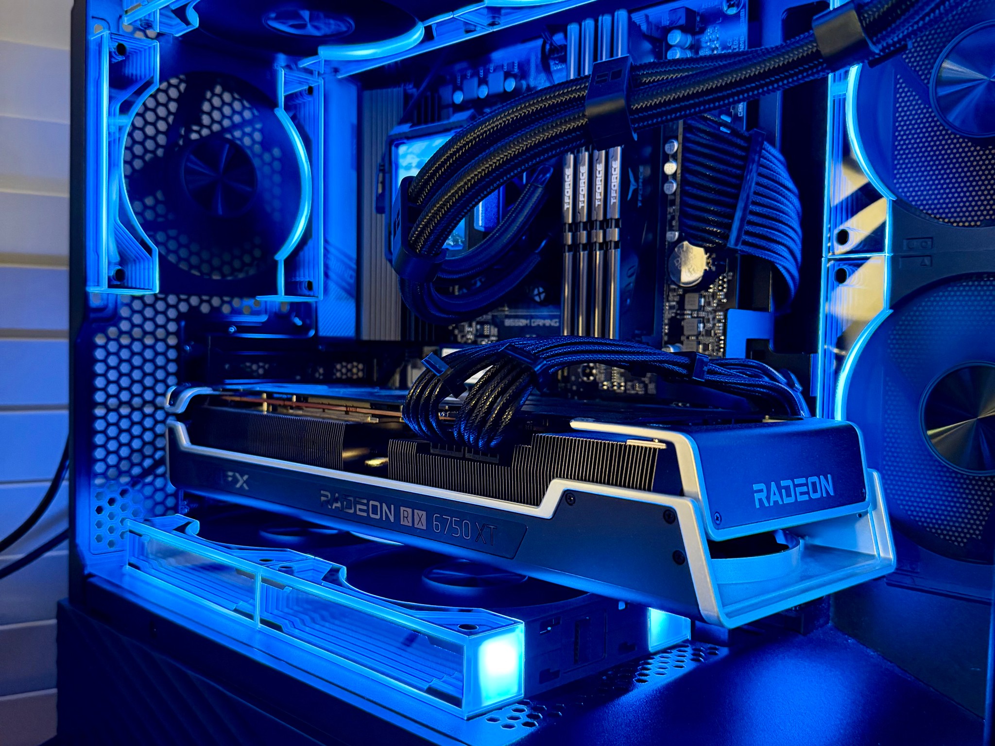 🔥 Ryzen 7 5800XT + RX 6750 XT 12GB Gaming PC | 32GB RAM | 1TB SSD | 🔥