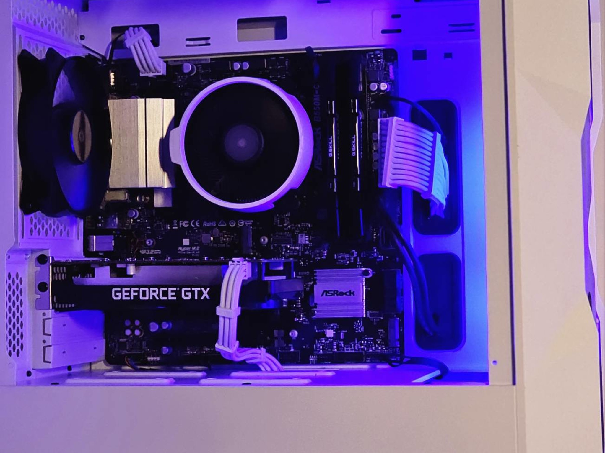 BUDGET ⚫OREO BEAST🥛GAMING PC | RYZEN 5 3600 | NVIDIA 1650 | 16GB | 1TB | WIN 11 | WIFI/BT