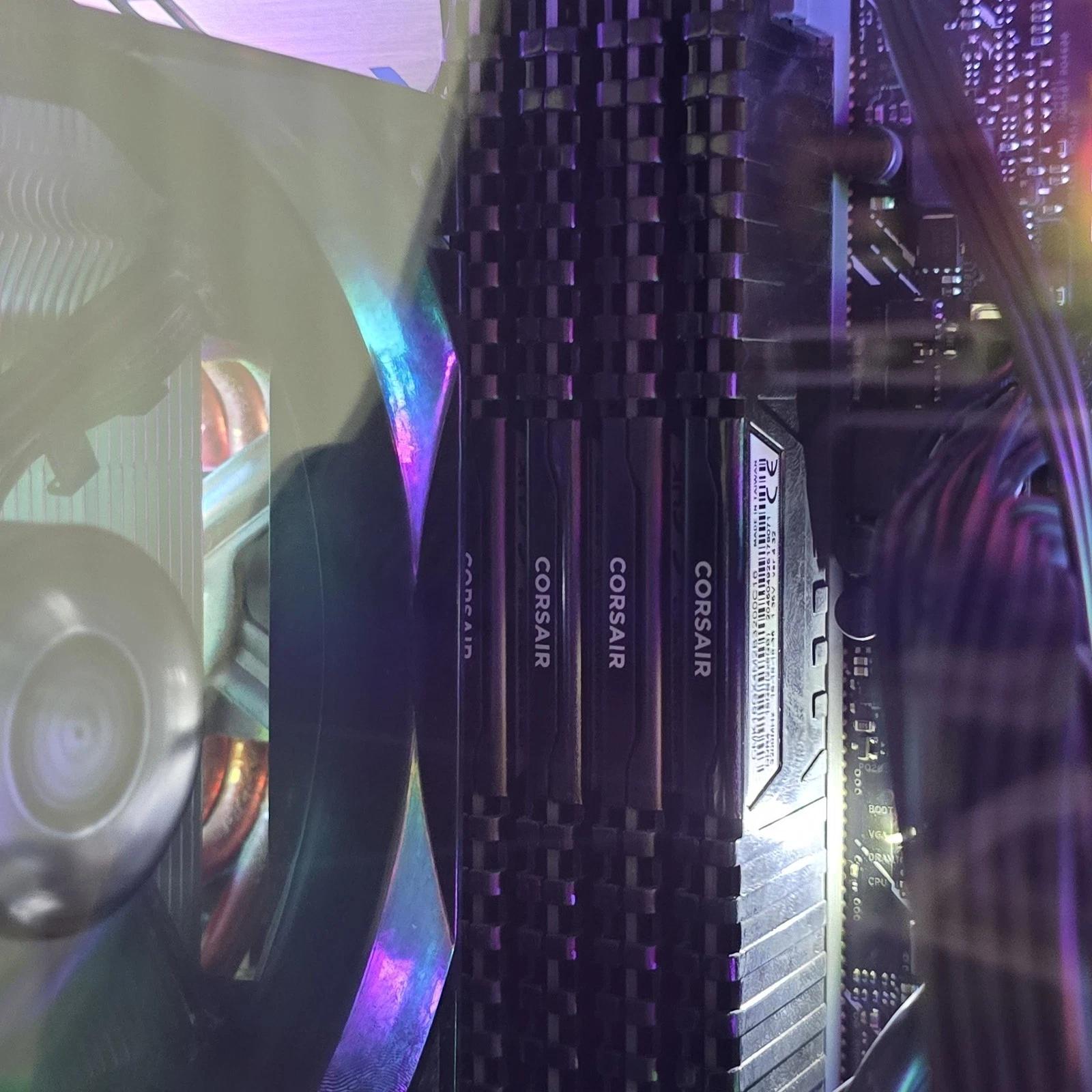 RTX 4070, i9 Gaming PC