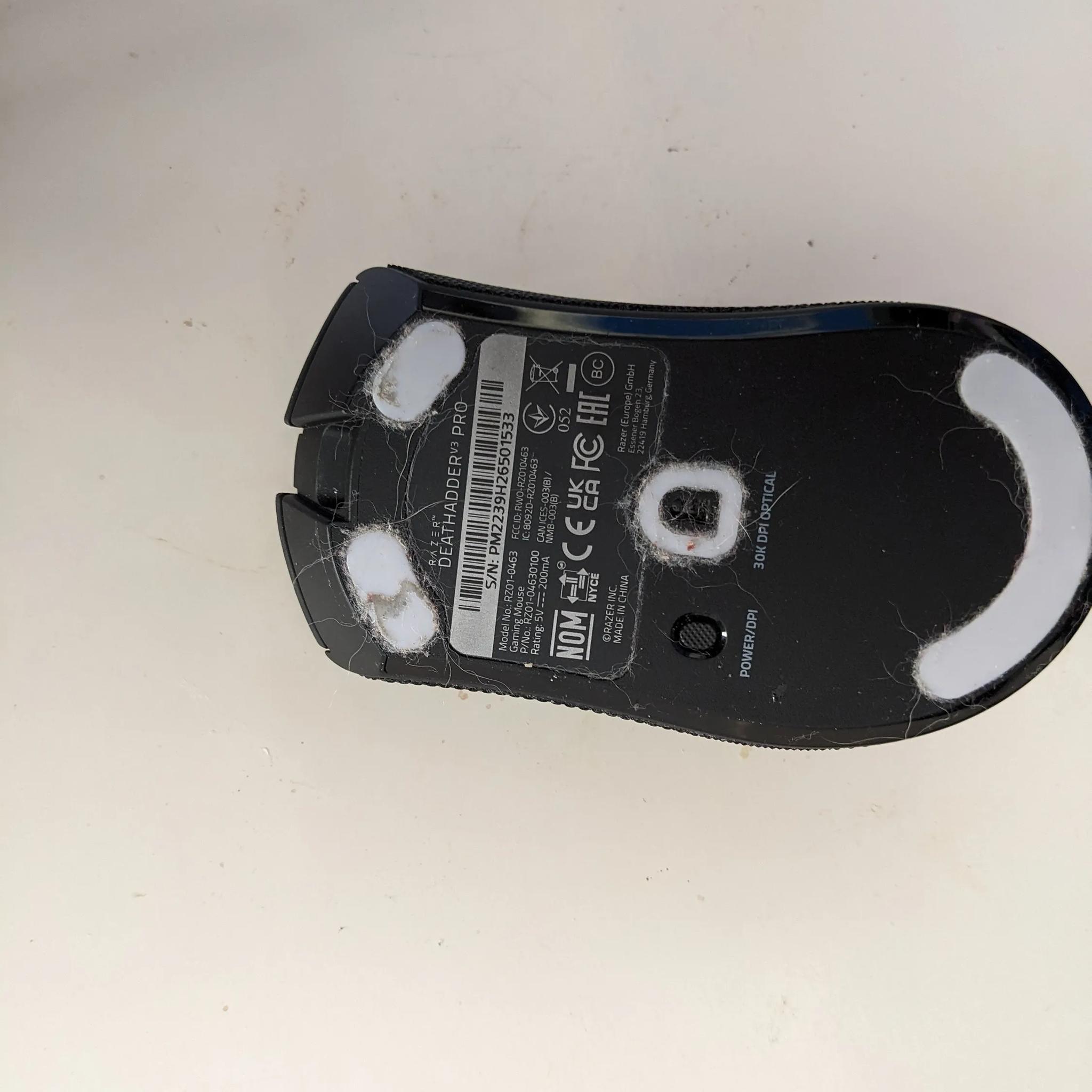 Razer DeathAdder V3 Pro with Hyperpolling 8K Dongle with Razer Atlas Glass Mousepad