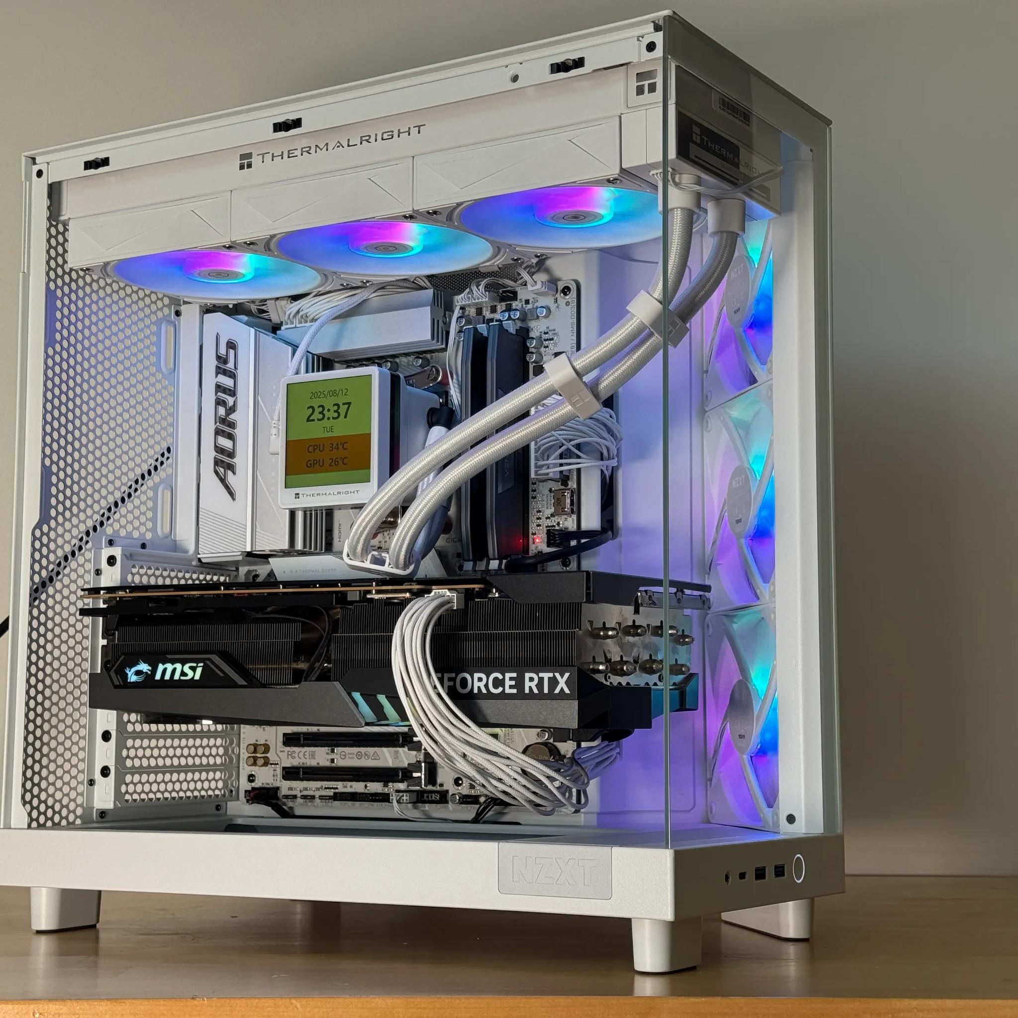 RTX 4090 Ryzen 7 9800X3D Gaming PC