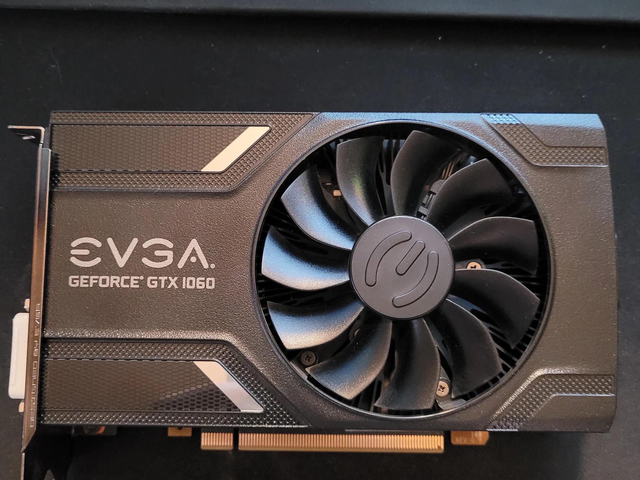 EVGA GeForce GTX 1060 6GB Mini Gaming Graphics Card