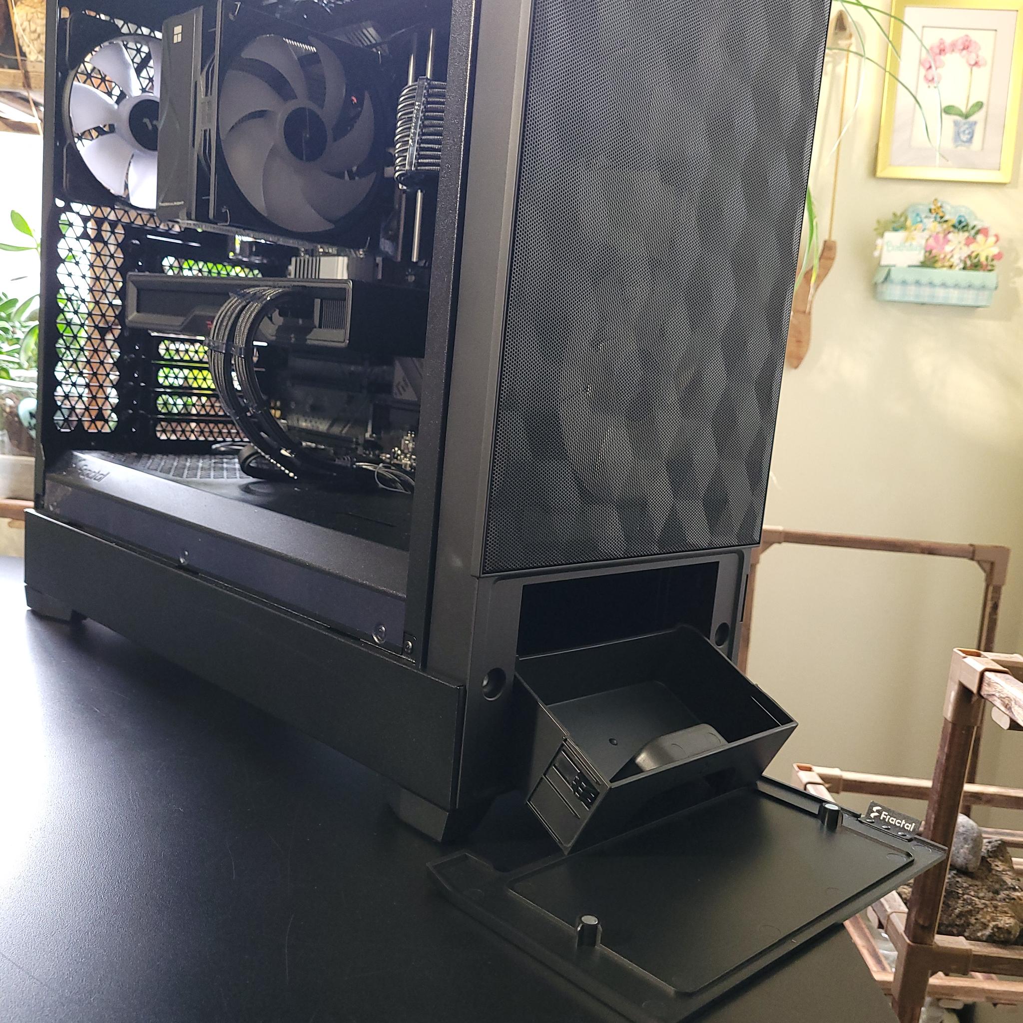 RYZEN 5 5600 | RX 6750XT | 32GB RAM | 1TB STORAGE | WINDOWS 11 ACTIVATED