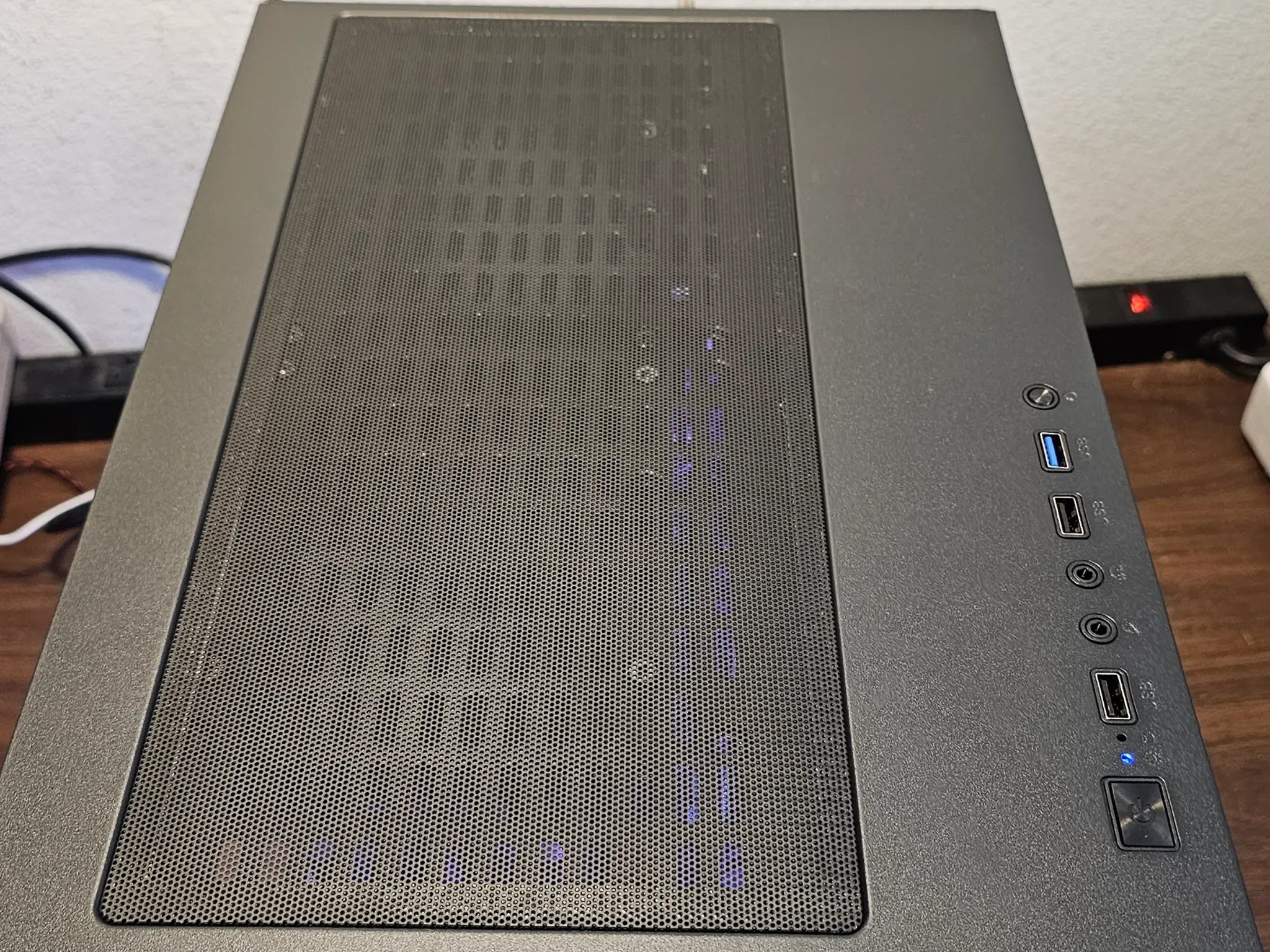 RTX 5060 | RYZEN 7500F | 32GB DDR5 | 1TB SSD | GAMING PC