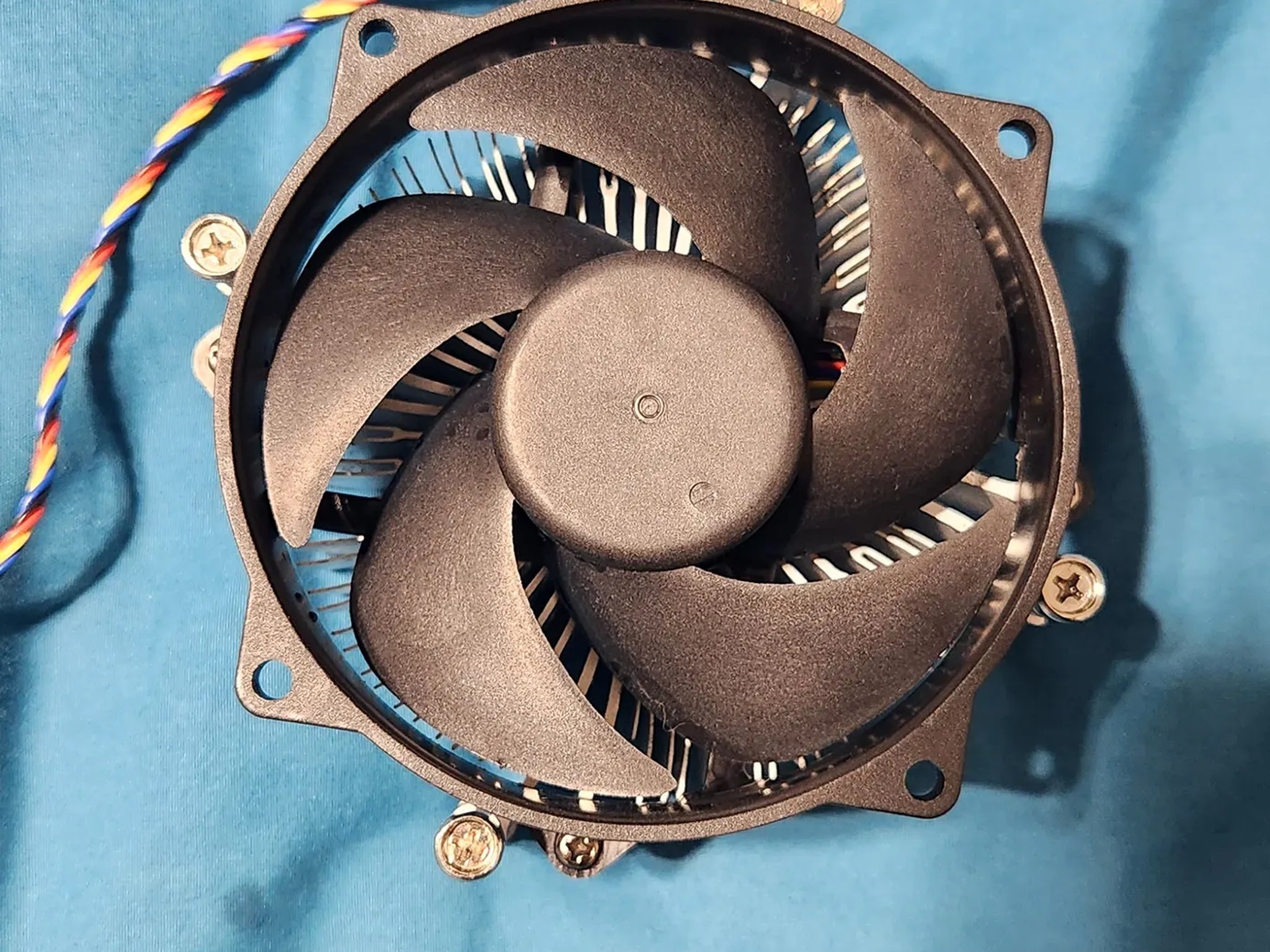 Intel i5-10400 with CPU Heatsink