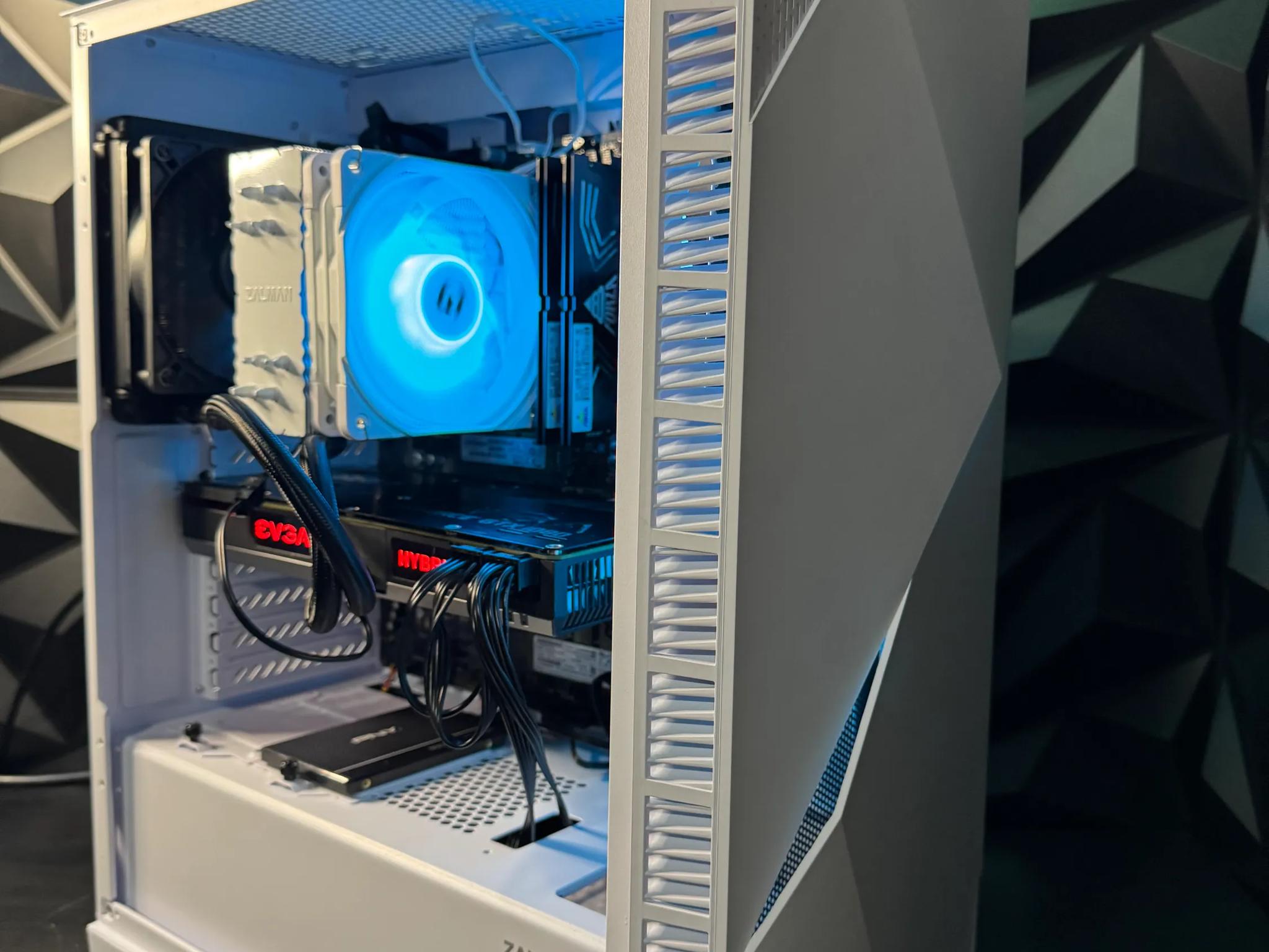 🥶Z3 Frost 9700🥶 |i7 9700KF| GTX 1080 Watercooled| 16 GB DDR4 | 1.5 TB SSD