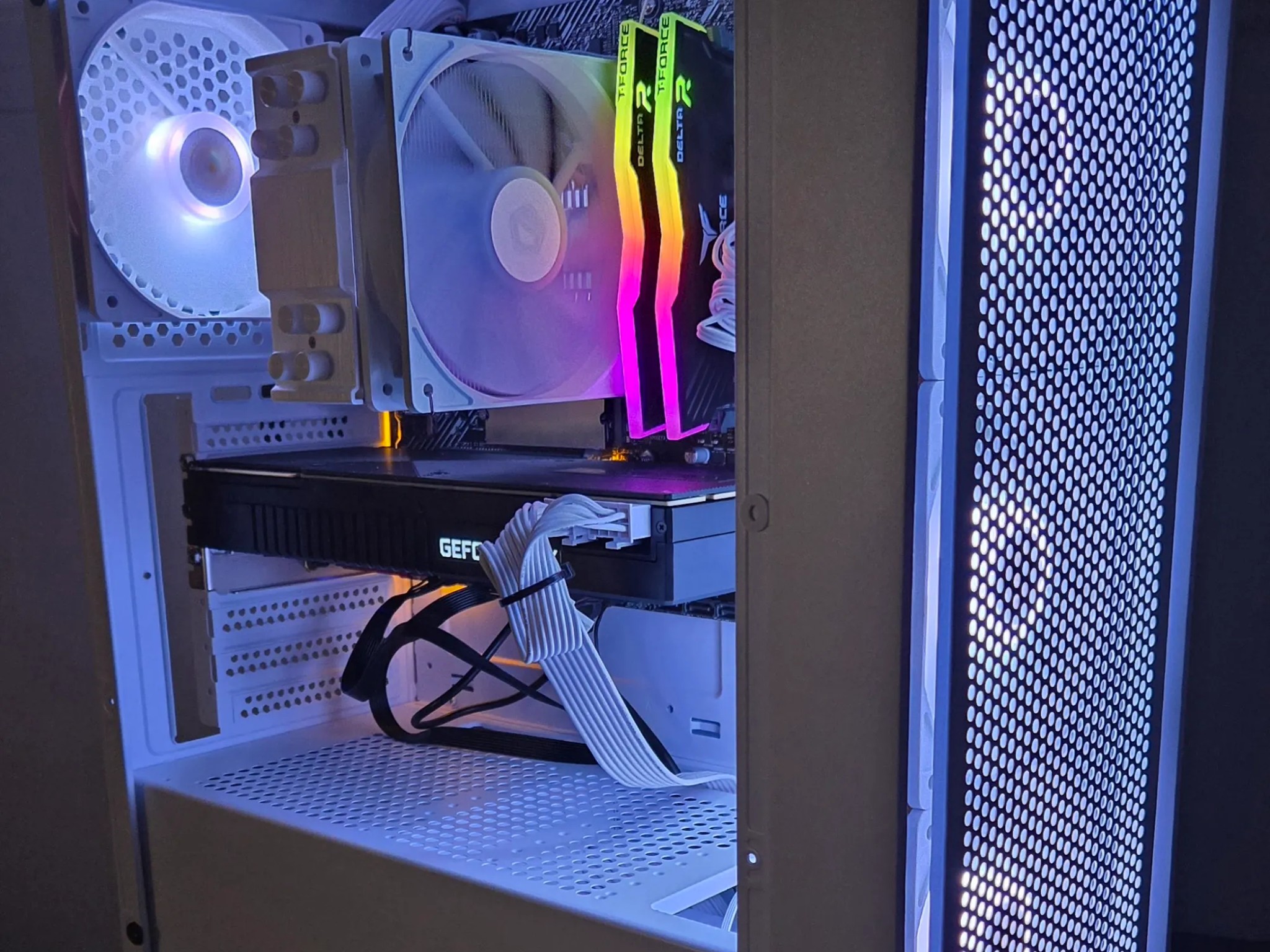 ❄️ WINTER NOVA 🧥 Gaming PC | Ryzen 5 +  RTX 2080 | 32GB RAM!