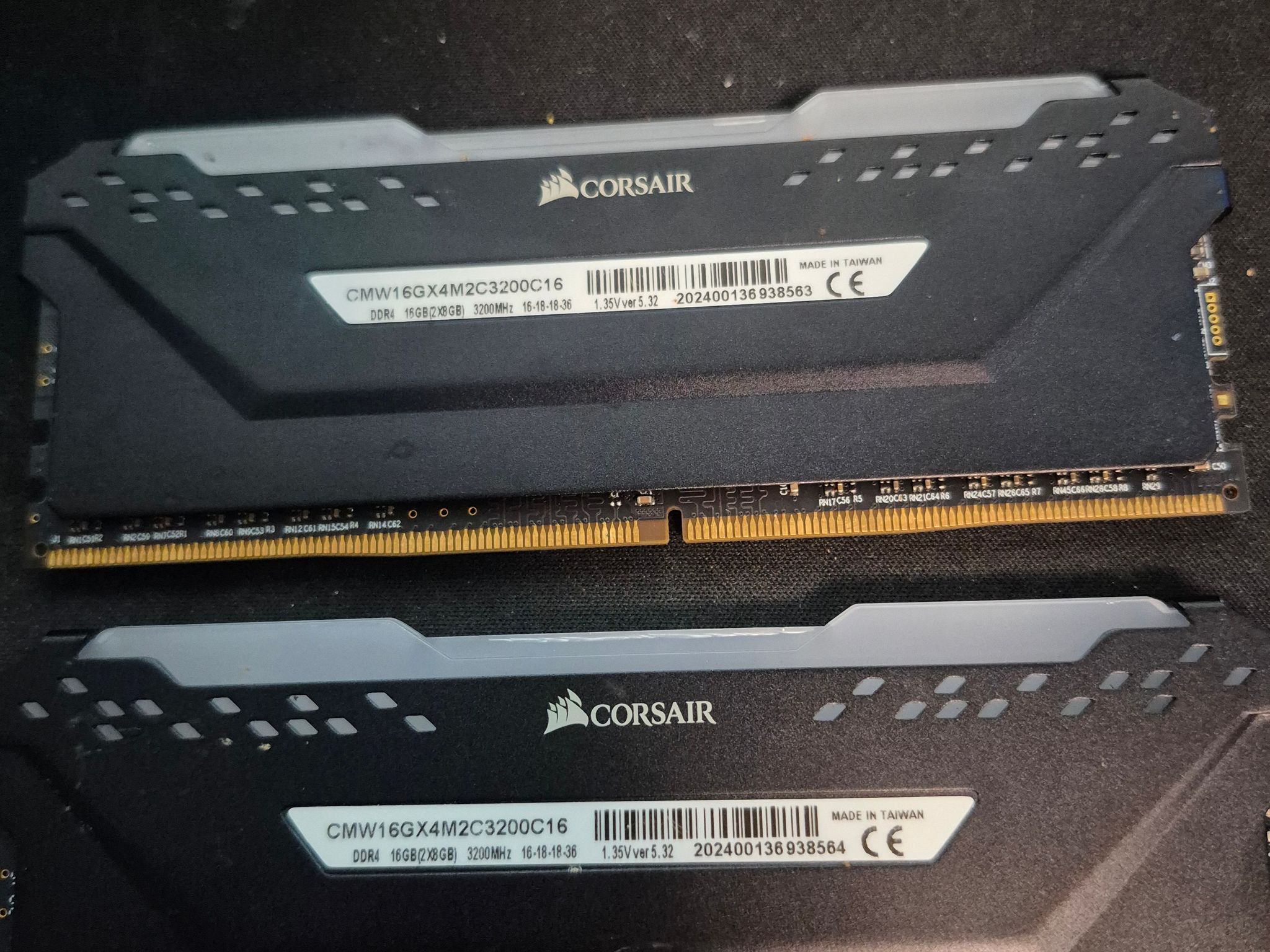 Ddr4 16gb Corsair VengeanceRgbPro Ram