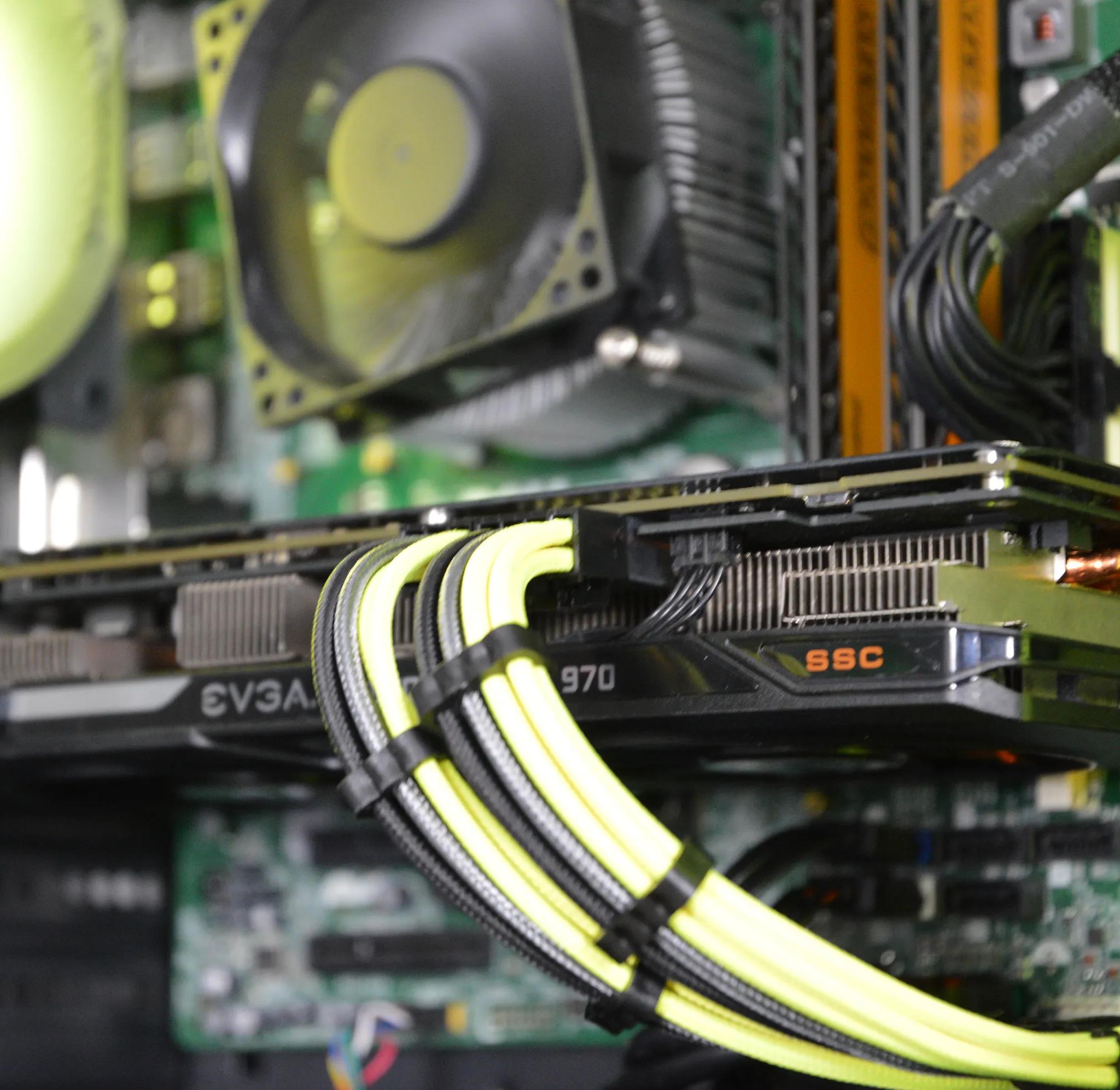 ⚫🟡| GTX 970 4GB | INTEL i7 4770 | 16GB DDR3 RAM | 256GB SATA SSD + 1TB HDD | Midnight Honey |