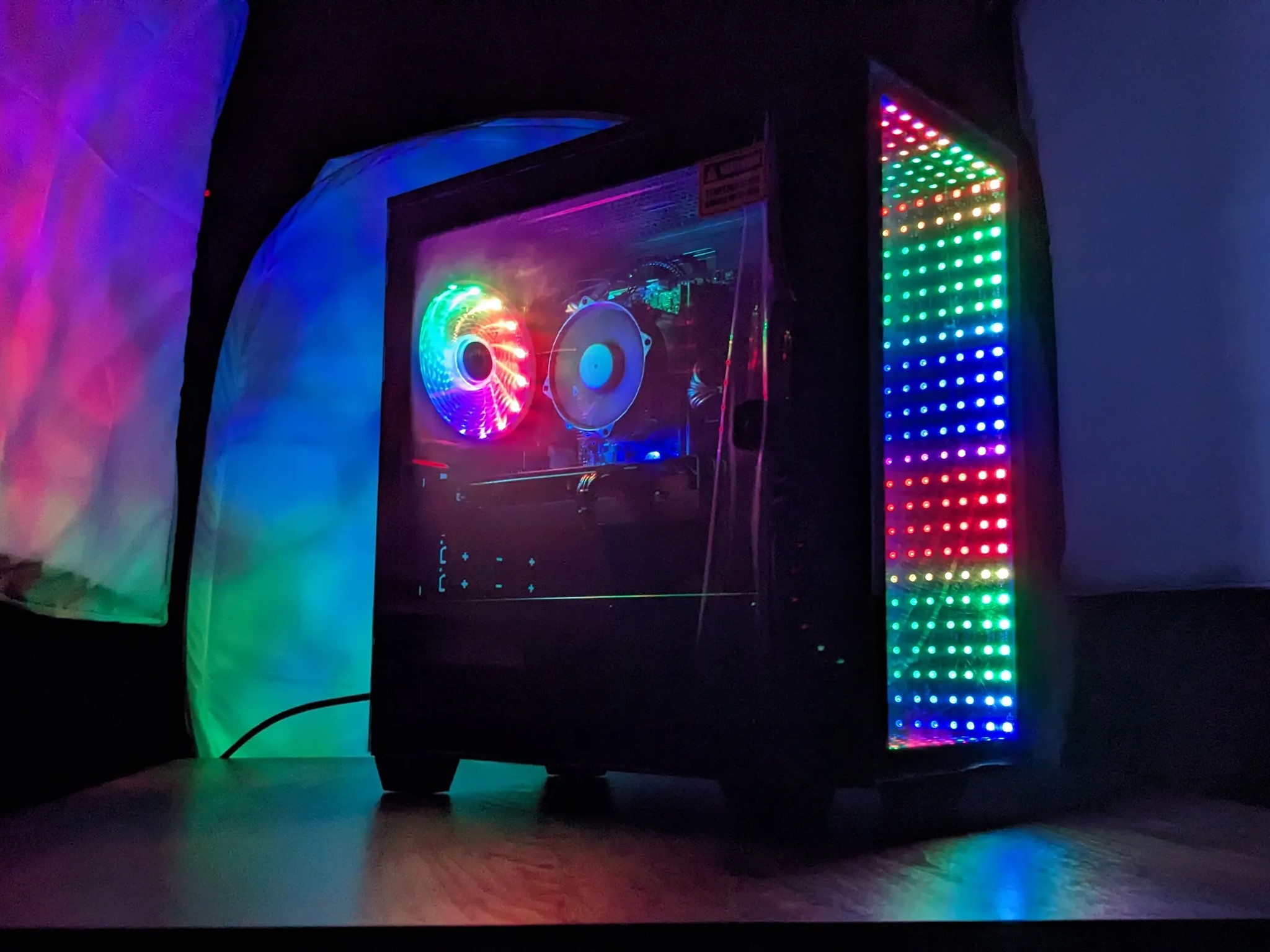 GamerSxin Custom 1440p Gaming PC, i5-6600, 5600XT, 8GB DDR4, 1TB SSD.