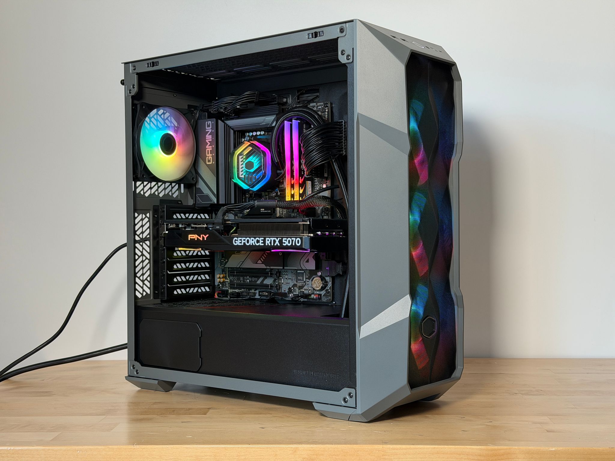 RTX 5070 Ryzen 5 7600x3d Gaming PC