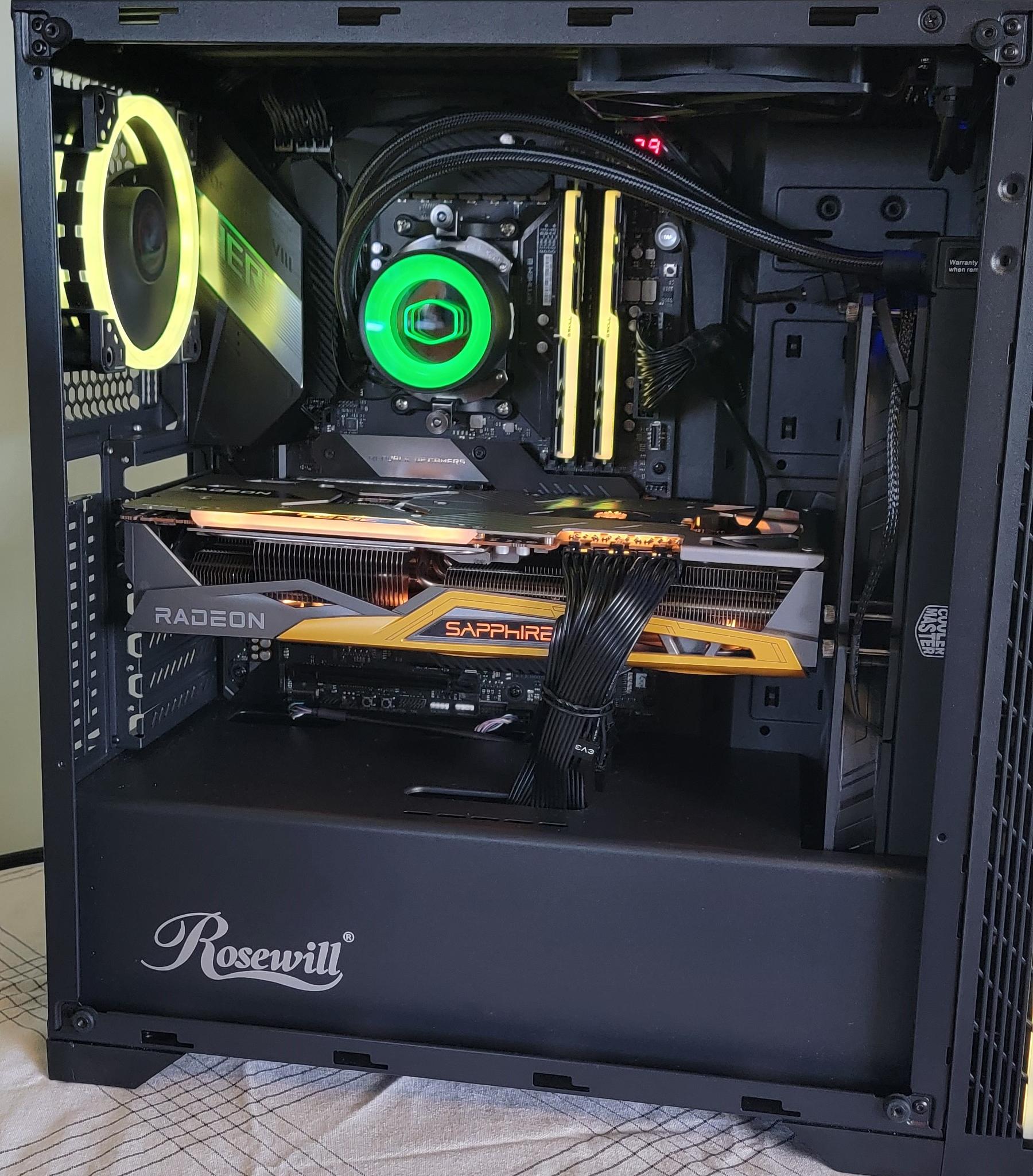 ASUS ROG X570 Crosshair VIII Hero AMD Ryzen 7 5800X Sapphire ToxicRX6900XT 16GB