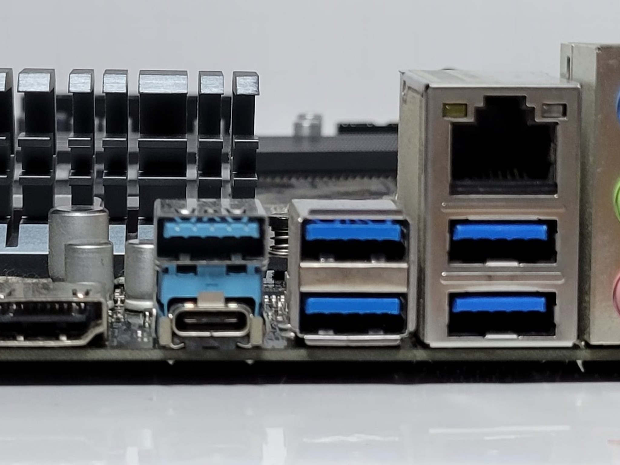ASRock B450m Pro4