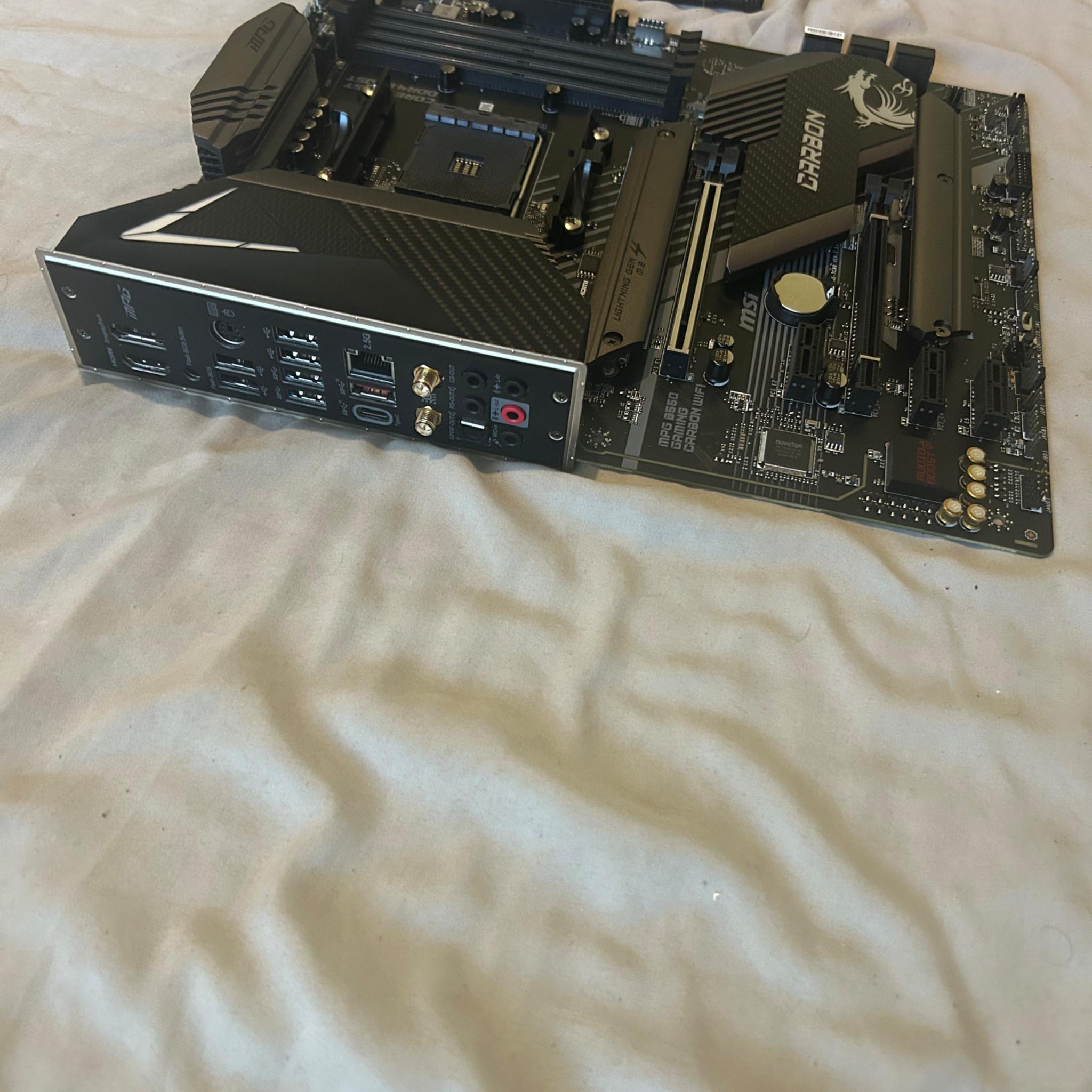 MSI MPG Carbon WiFi B550 Motherboard