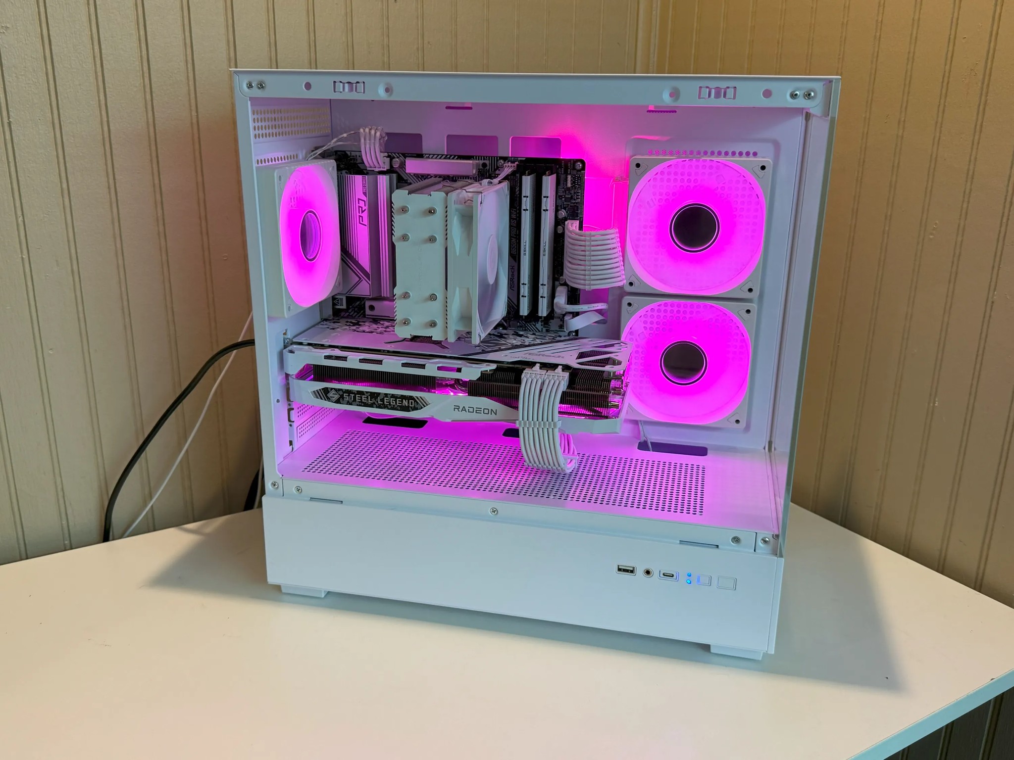 Epic 1440p Gaming PC - Ryzen 7600X + RX 7800 XT + 32gb DDR5