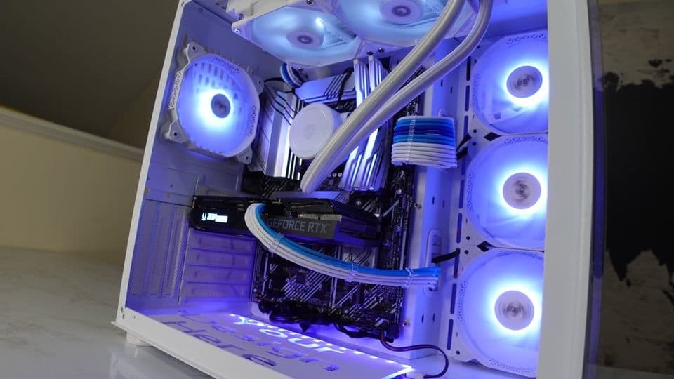 FrostFlow i7 11700kf 3060ti