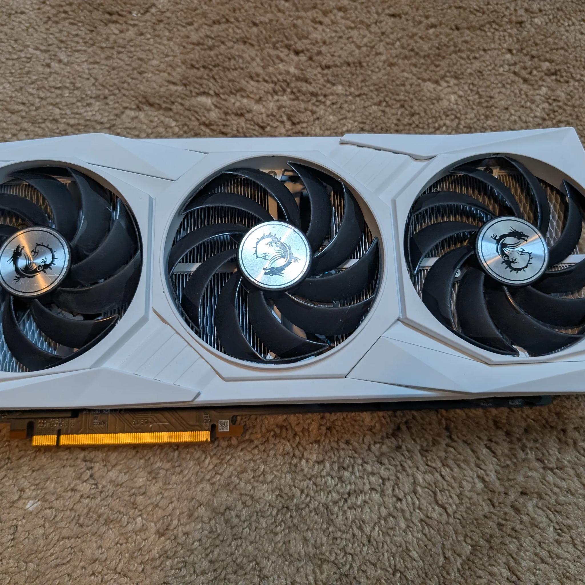 Untested Rx 6800 READ + am4 motherboard