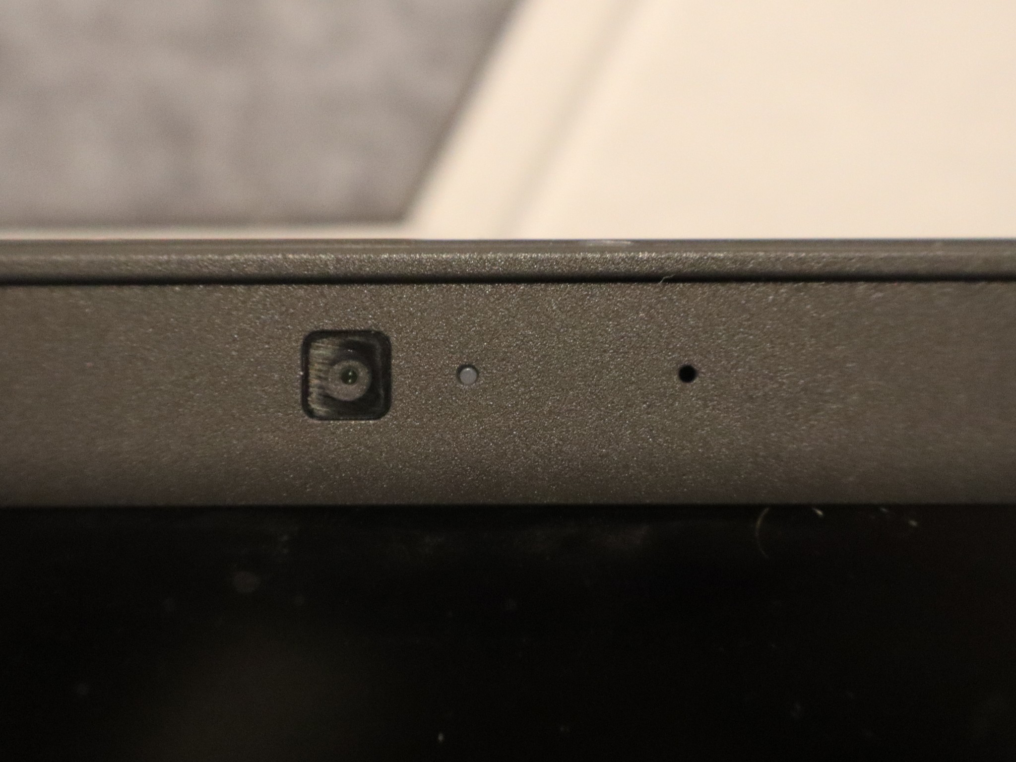 Dell Latitude 3510 i5 10th gen 256Gb webcam  windows 11 & Charger