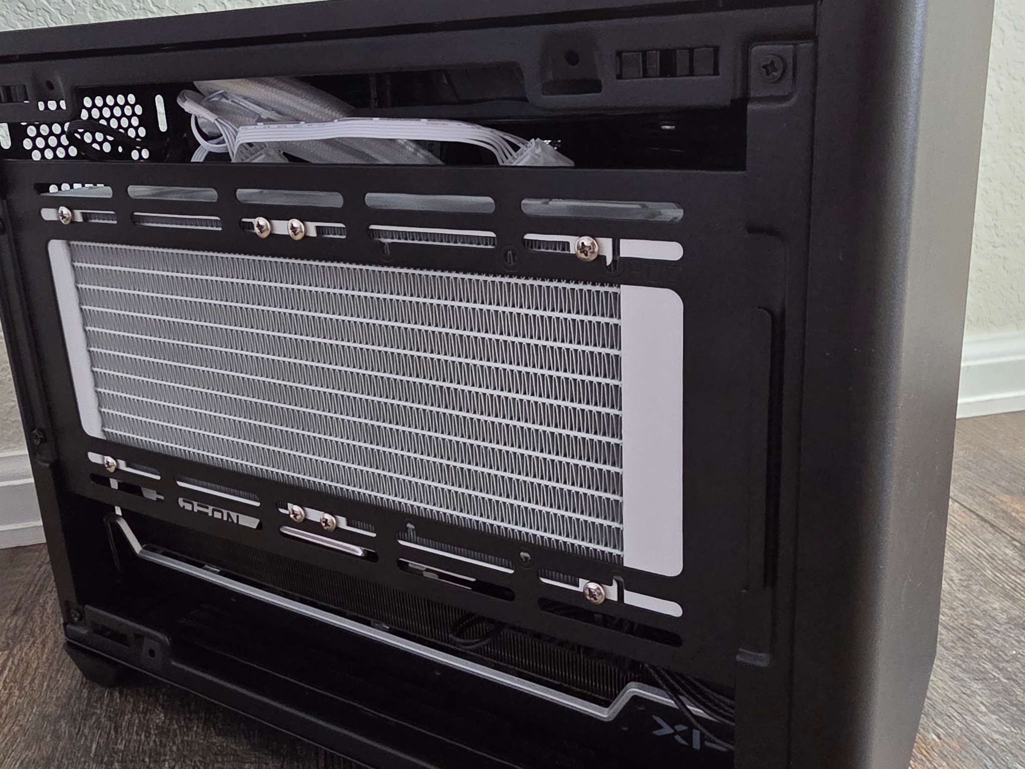 Simple and Effective NR200 Build | Ryzen 7700X | 32GB DDR5 | 1TB NVME | 7900XTX