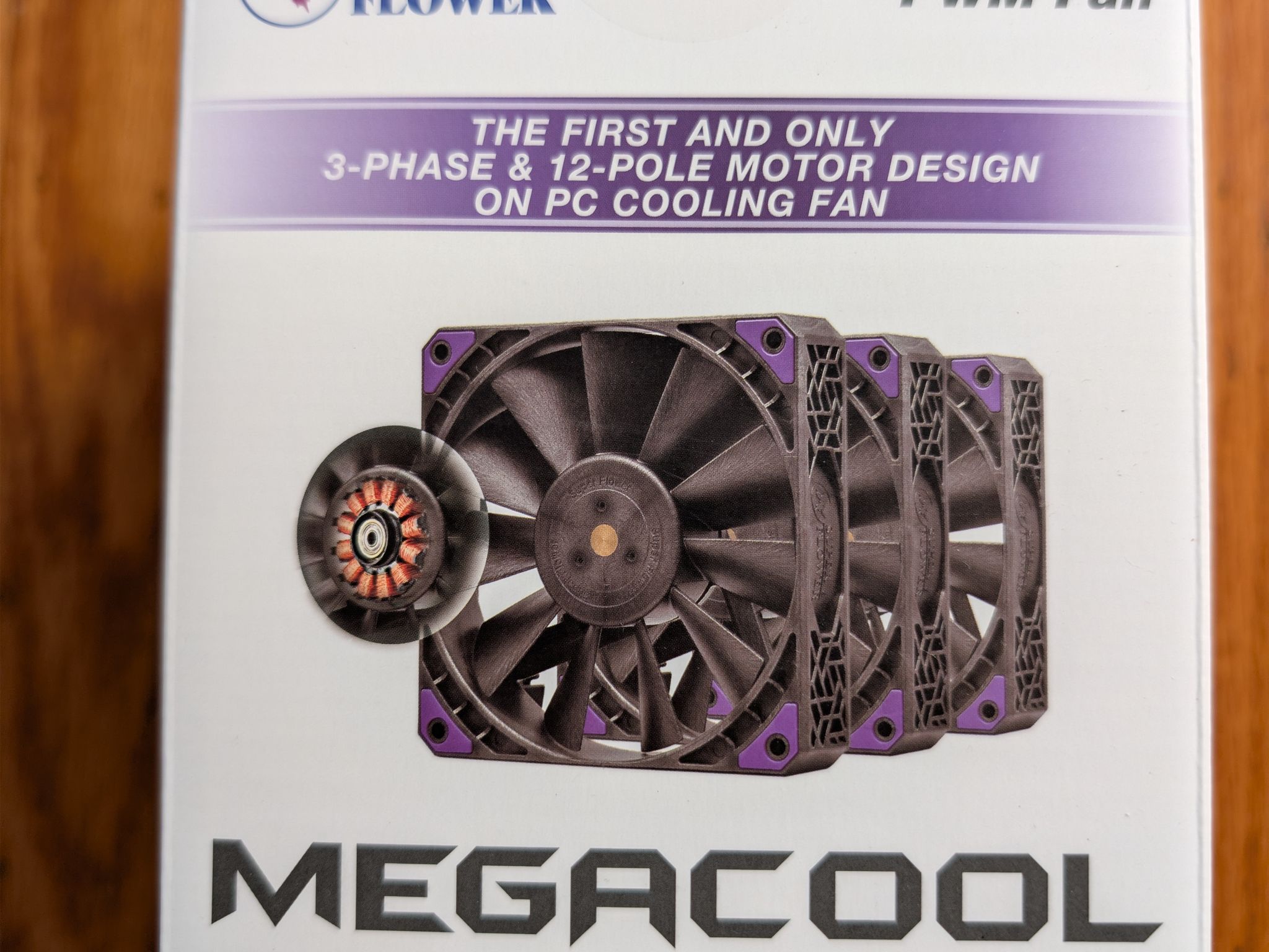 [BNIB] Super Flower MEGACOOL 3-Pack: 120mm, 30mm Thick, LCP(Noctua-Grade), Forward/Reverse