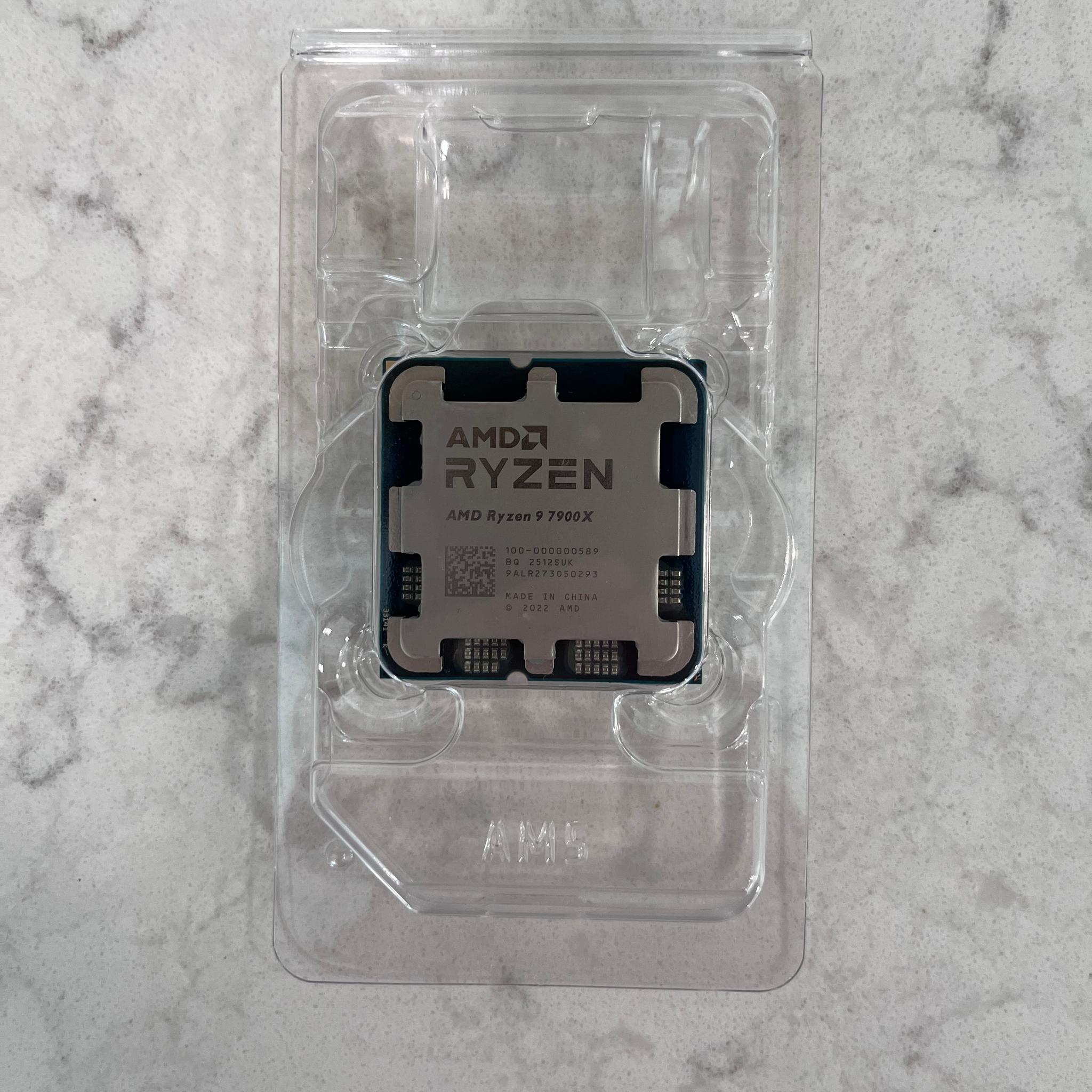 AMD Ryzen 9 7900X