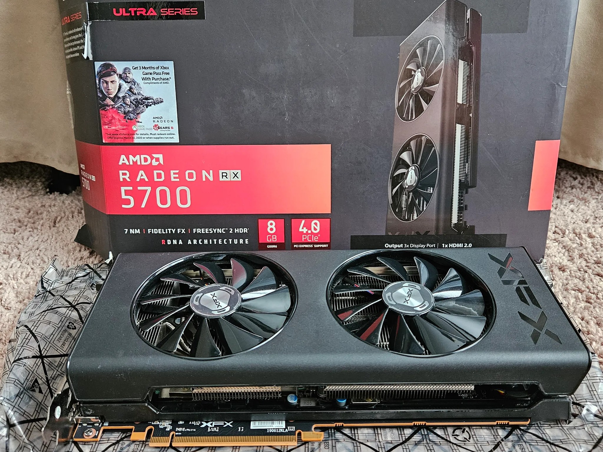 XFX 5700/5700XT, dual bios that has been flashed to run as 5700XT