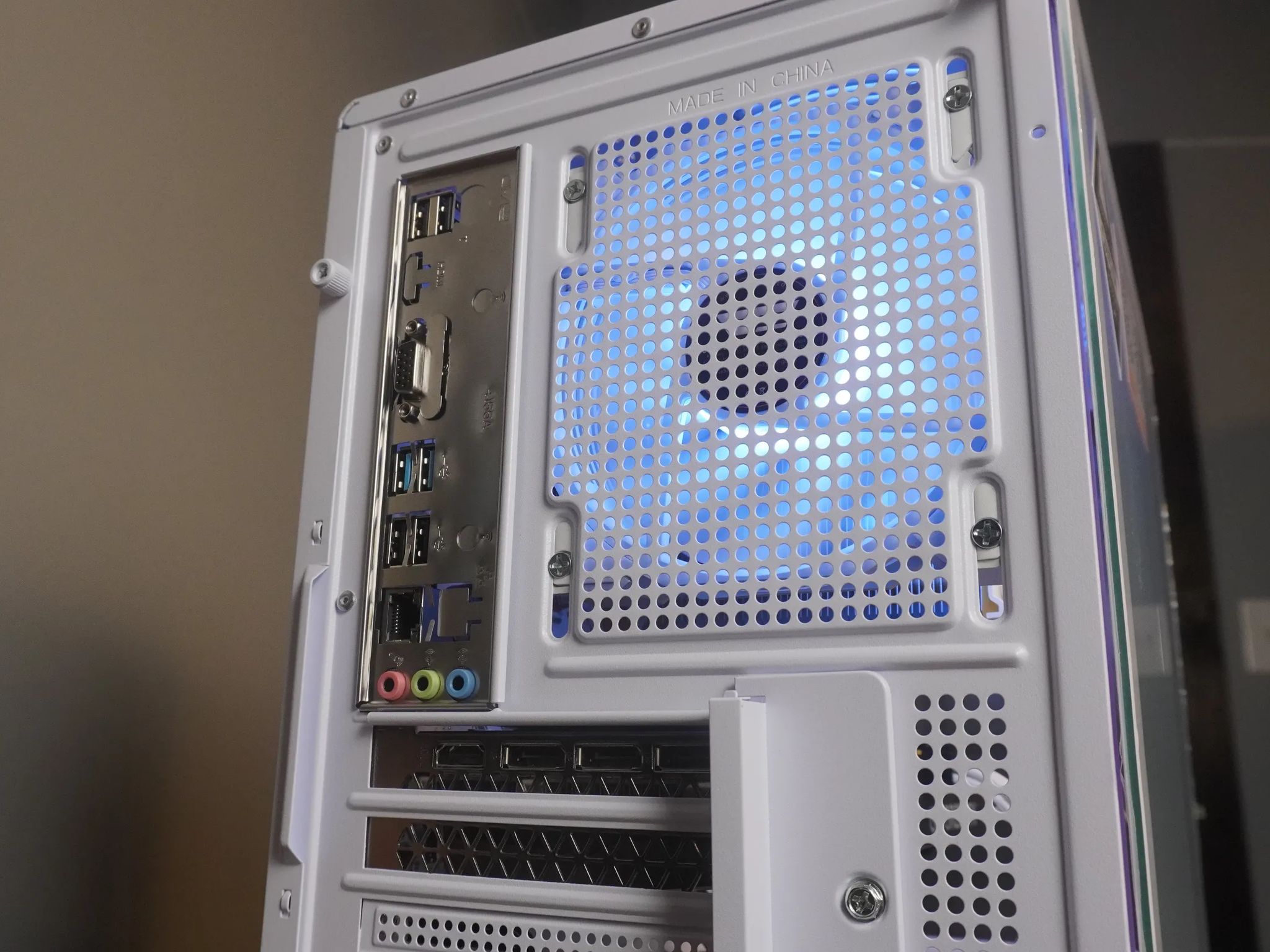 🤍 ARCTIC BEAST 🤍 1440p/1080p GAMING MACHINE 💚RTX 3060 12GB 🧡 Ryzen 5 5600 | 32GB | WIFI