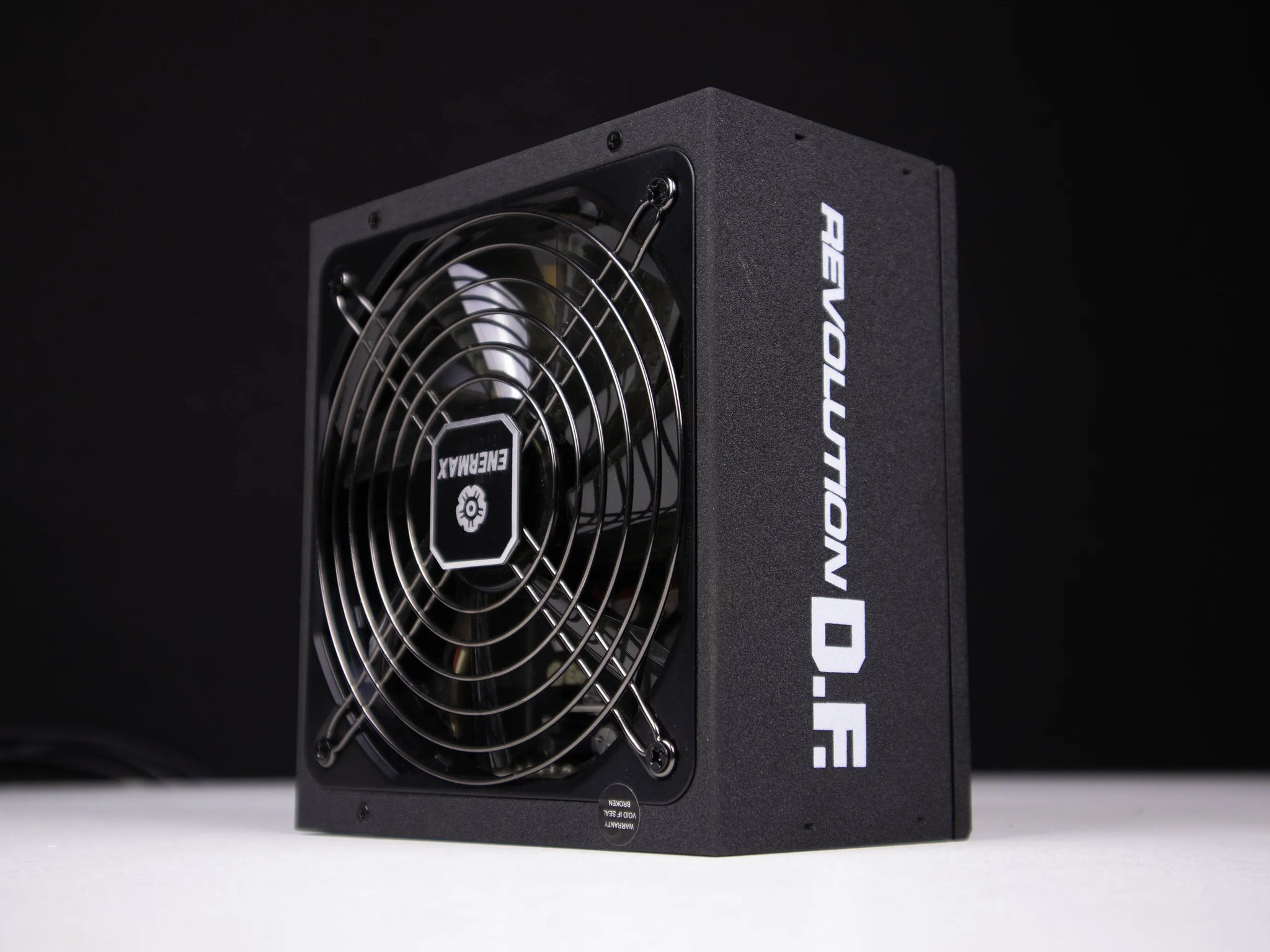 Enermax Revolution D.F 850W 80+ Gold Full Modular Power Supply