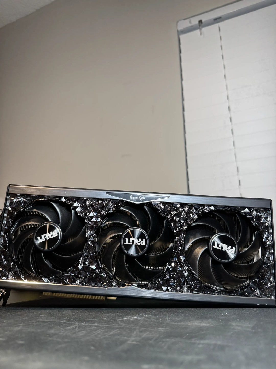 【美品】Palit GeForce RTX 4090 GameRock 24GB Palit GeForce RTX 4090 GameRock OC Review - Pictures & Teardown