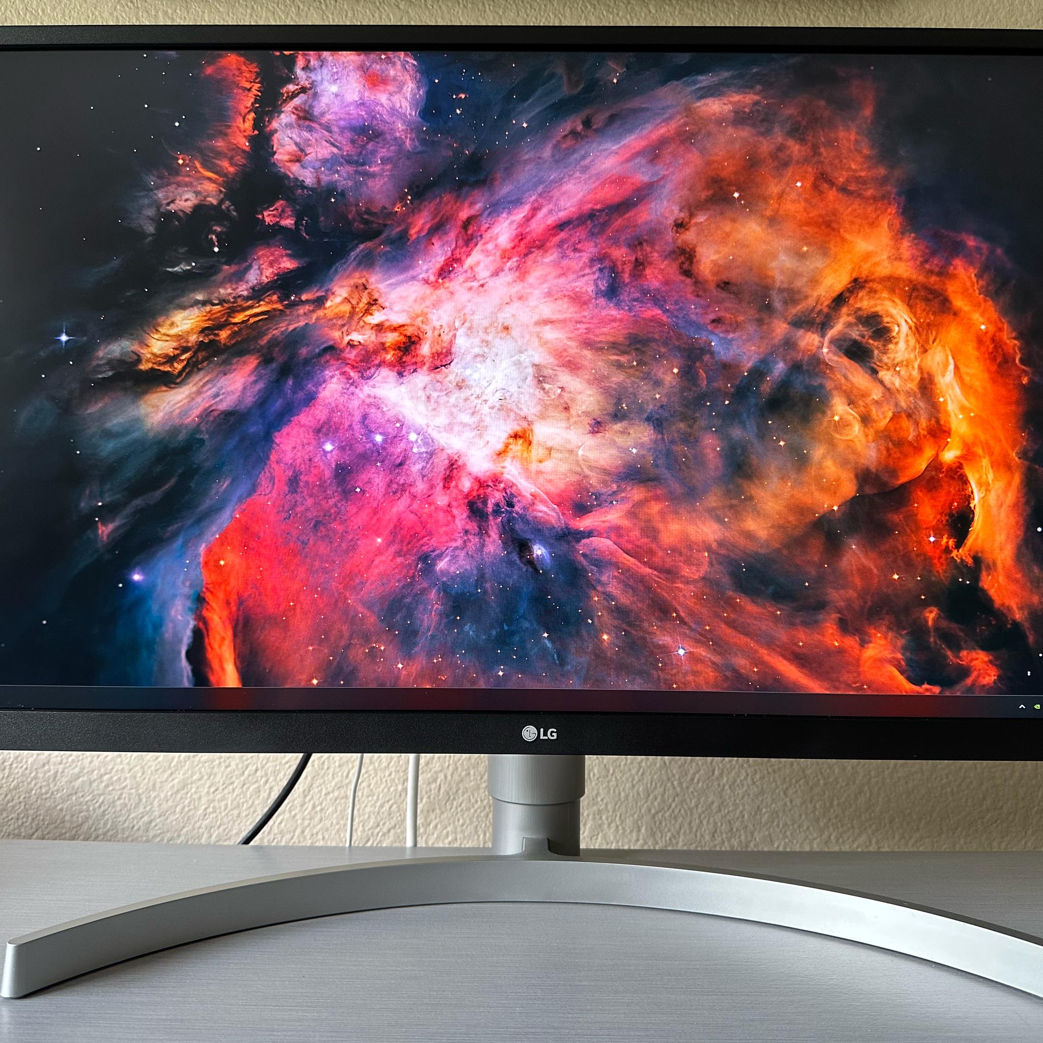 LG 27" 4K HDR FreeSync IPS Monitor
