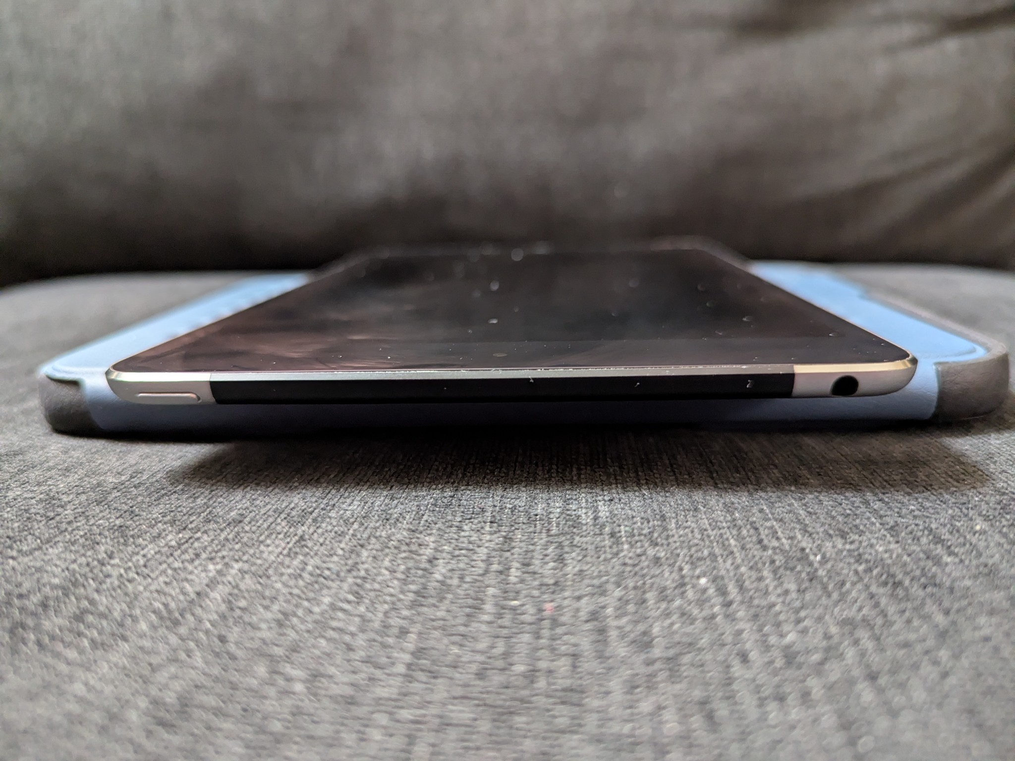 APPLE IPAD MINI 4 | 7.9" | 128GB | WI-FI | SPACE GRAY | Grade A