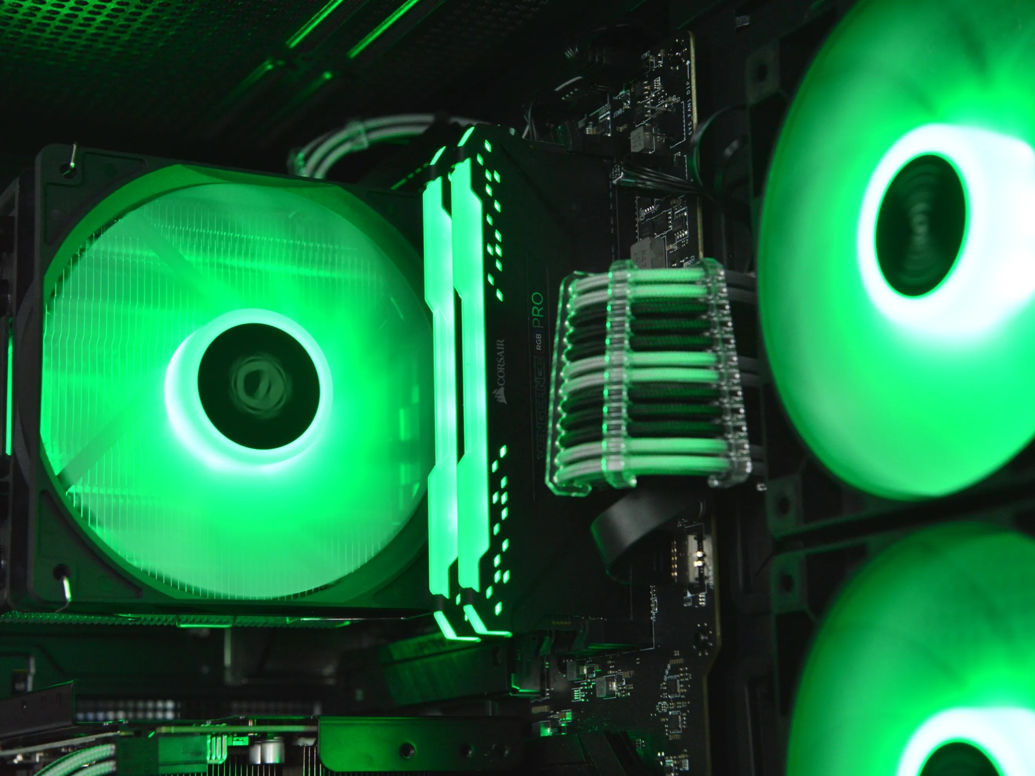 ⚫💵| RTX 3060 12GB | RYZEN 7 5700G | 32GB DDR4 RAM | 1TB NVME SSD | Midnight Money |