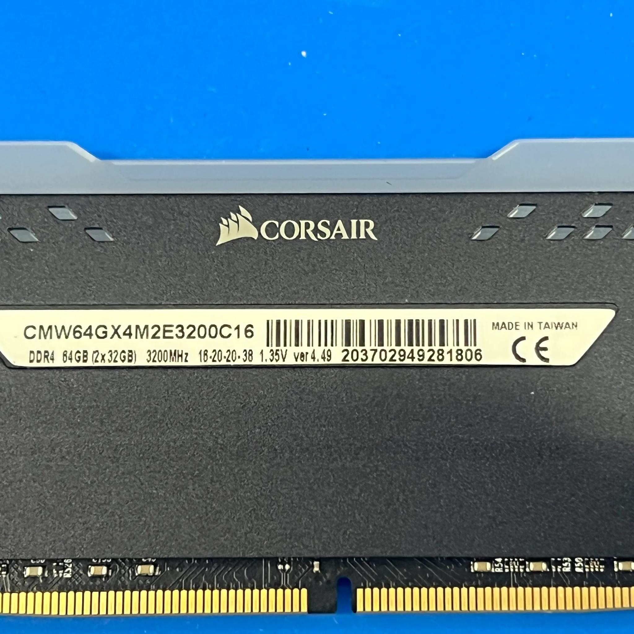 CORSAIR VENGEANCE® RGB PRO 64GB (2 x 32GB) DDR4 DRAM 3200MHz C16 Memory Kit — Black