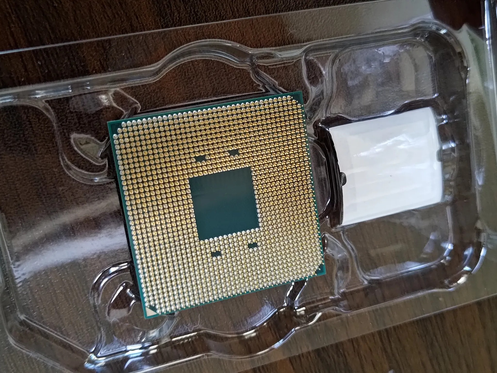 AMD Ryzen 7 3700x