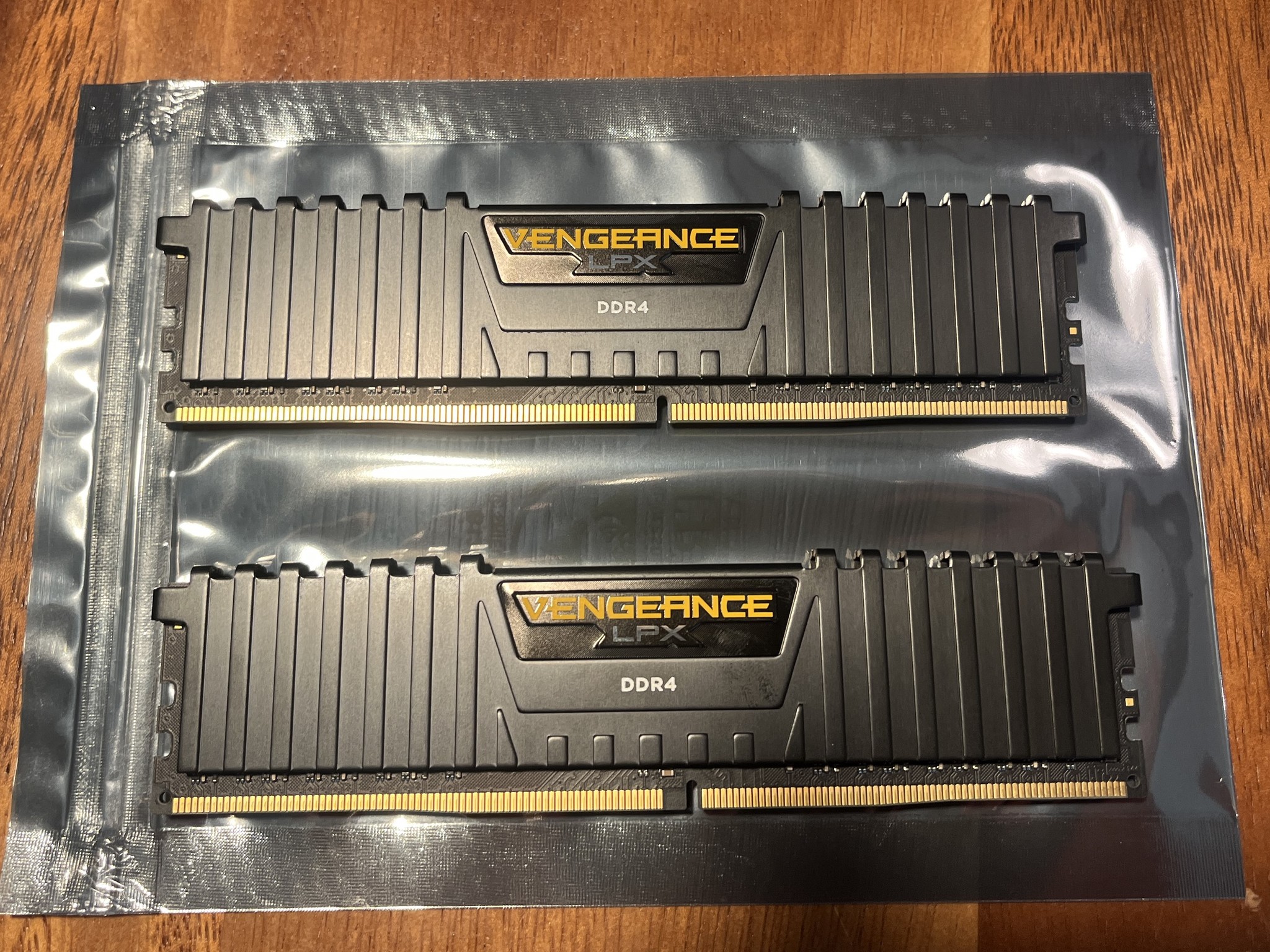 Vengeance LPX 16GB (2x8GB) DDR4-3000 PC4-24000 DIMM CMK16GX4M2B3000C15 VER 5.30