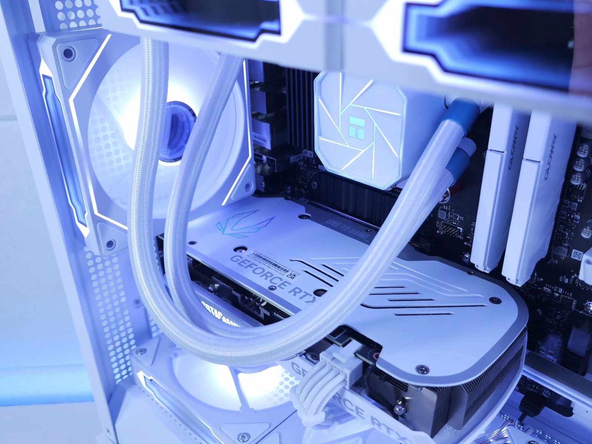 🤍🤍RTX 4070 || Ryzen 7 5800X || 2TB M.2 NVMe SSD || 32GB 3200MHz || 1440p Gaming Computer