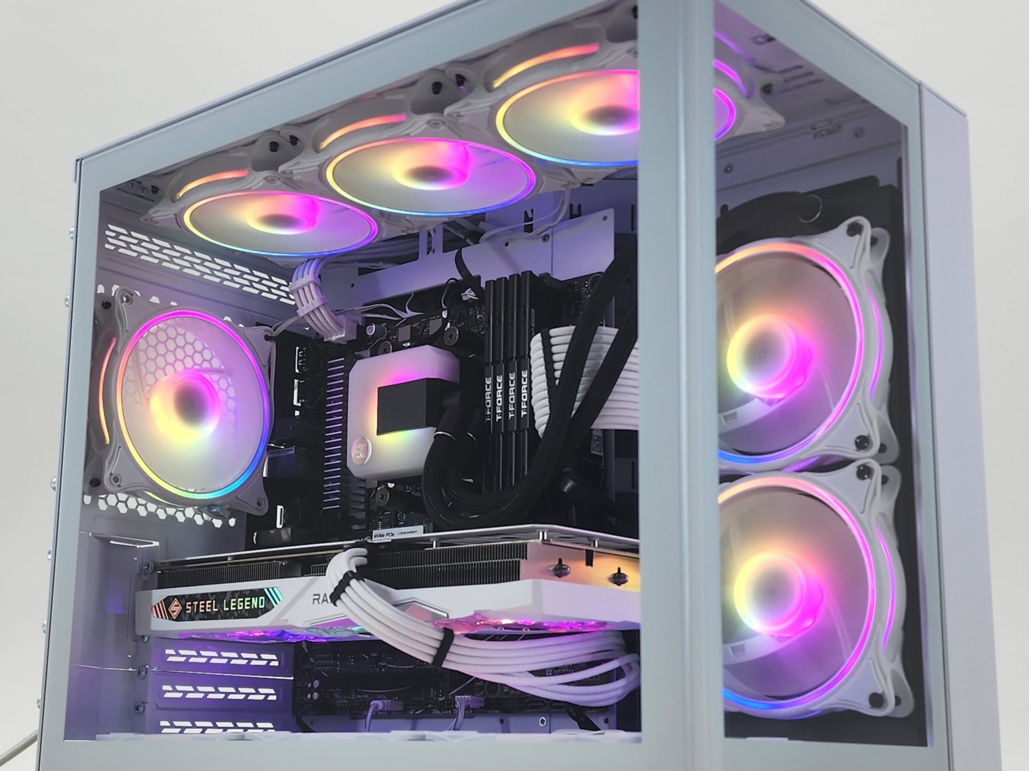 Gaming PC Ryzen 5 8400F 32GB RAM 1TB SSD RX 7600 8GB Windows 11 Computer