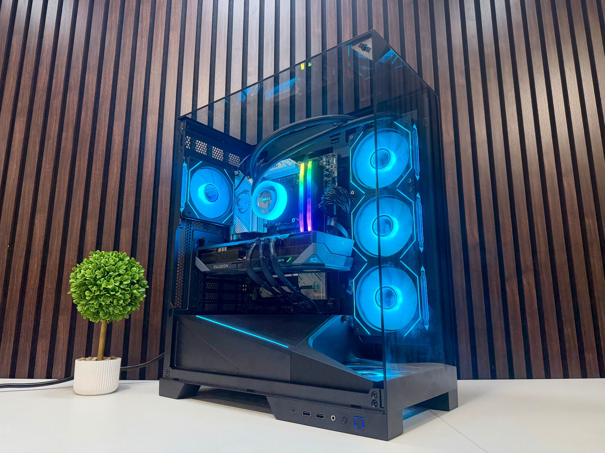 9070XT | Ryzen 9800X3D | 32GB DDR5 | 2 TB M.2 | 1000W Gold PSU | ARGB Fans | Windows 11