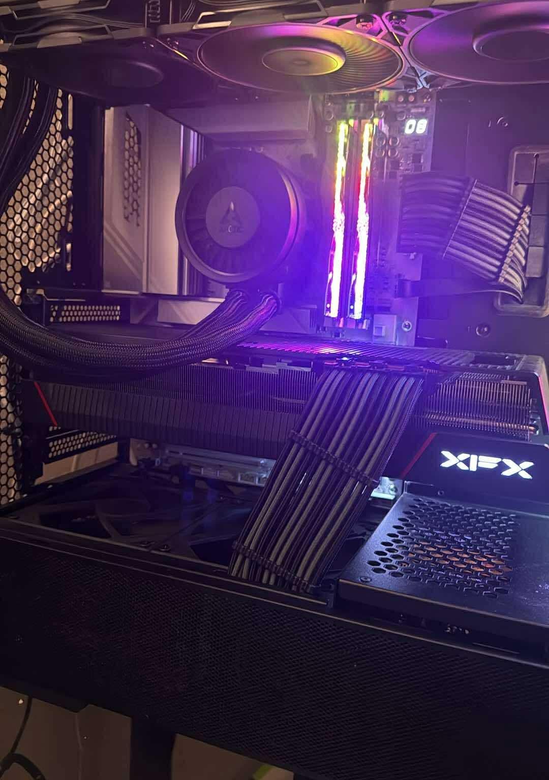XFX MAGNETIC AIR 7900 XTX
