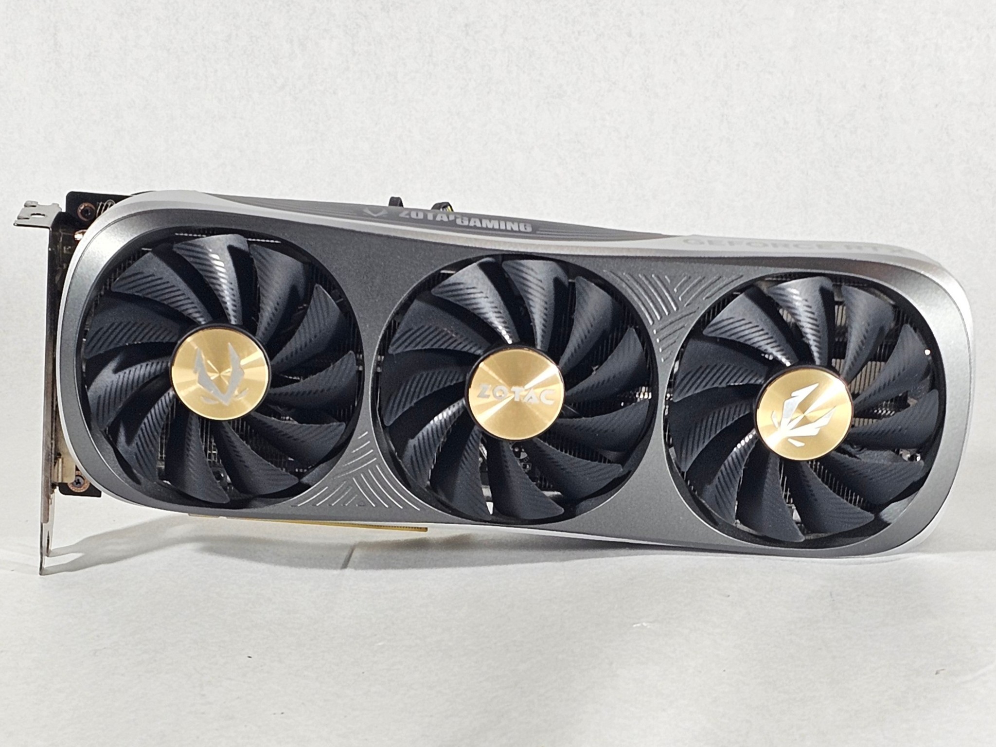 RTX 4070 Ti ZOTAC Gaming 12GB