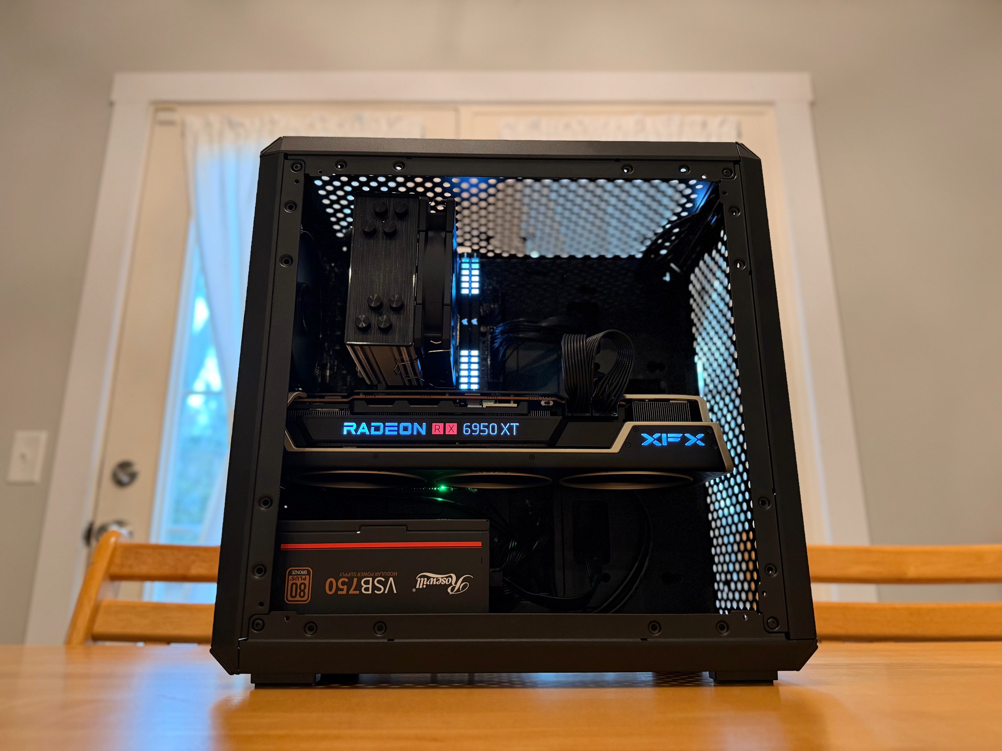 🍂🐊| RX 6950 XT 16gb, Intel i5 13420h, 16gb Ram, 1tb SSD Wifi Equipped Gaming PC