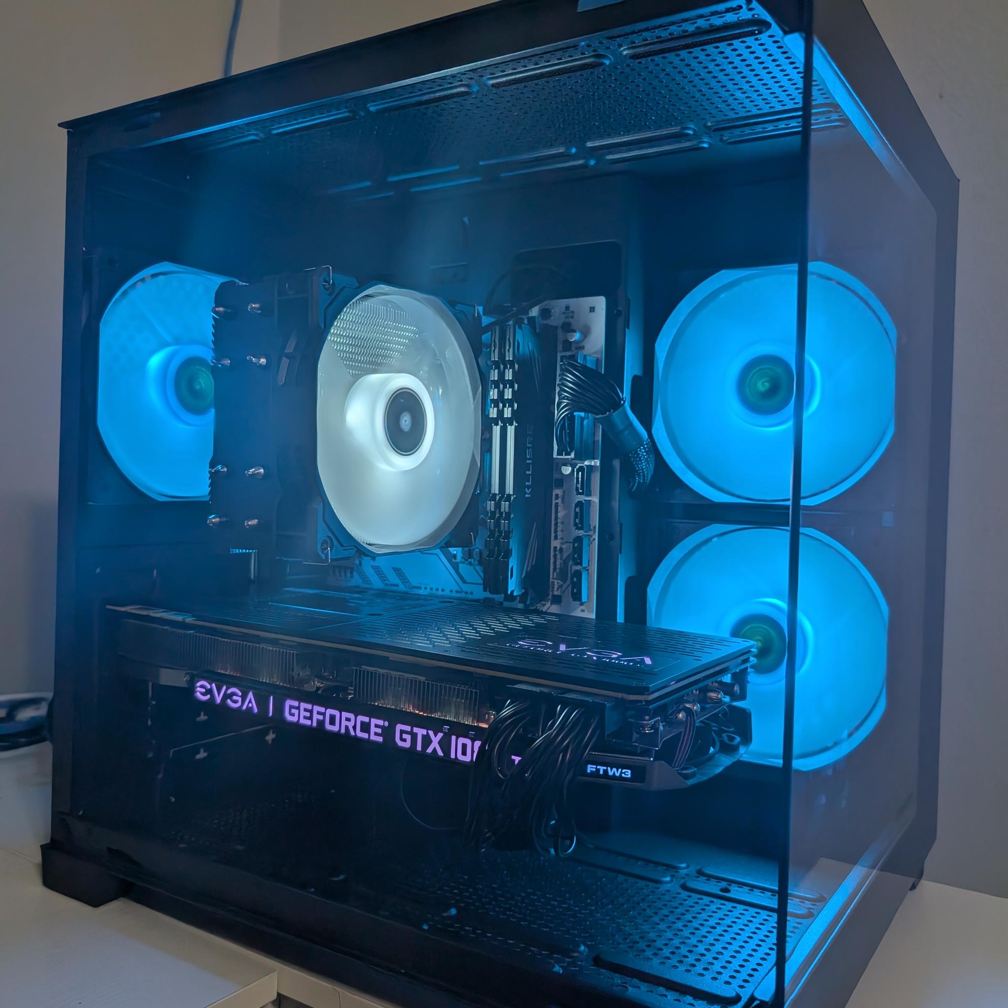 Ryzen 5 3600 / 1080 Ti / 16gb DDR4/ 500 gb